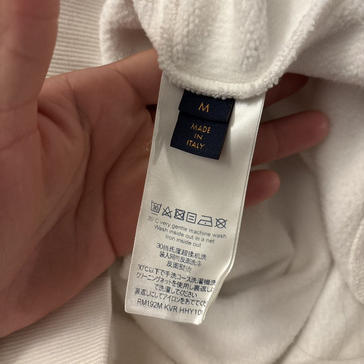 Louis Vuitton LV Louis Vuitton 3D Pocket White Hoodie Size Medium Size US M / EU 48-50 / 2 - 6 Thumbnail