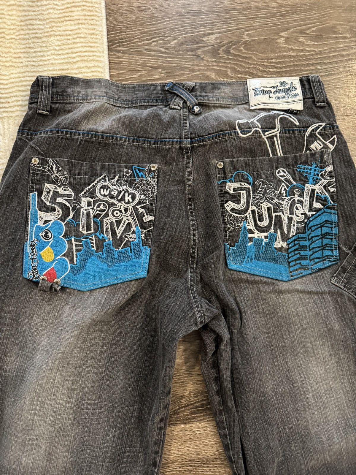 Vintage Five jungle jeans Size US 40 / EU 56 - 4 Thumbnail