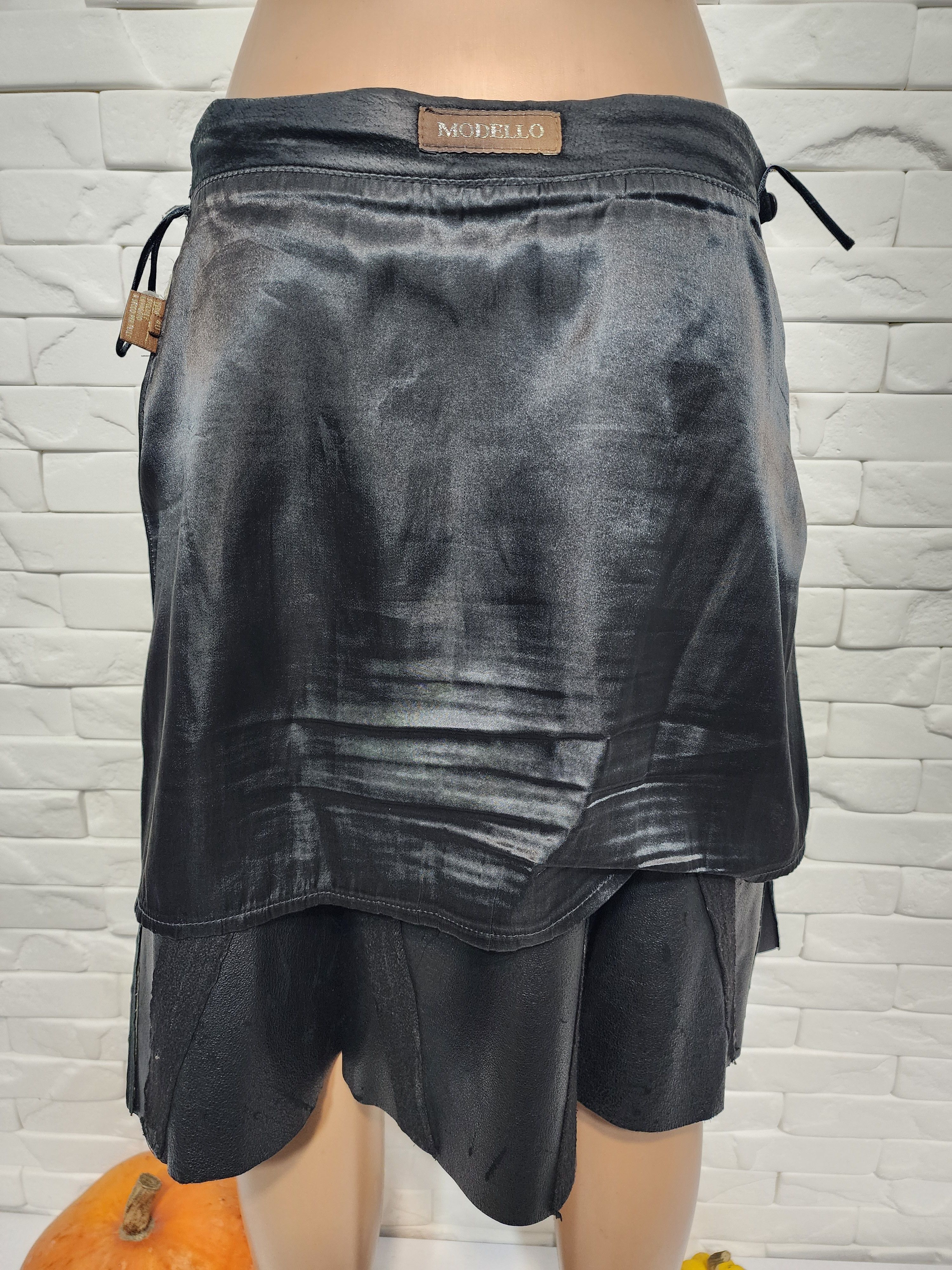 Uniqlo Black Leather Women's Suit: Suede Jacket & Skirt Size M / US 6-8 / IT 42-44 - 9 Thumbnail