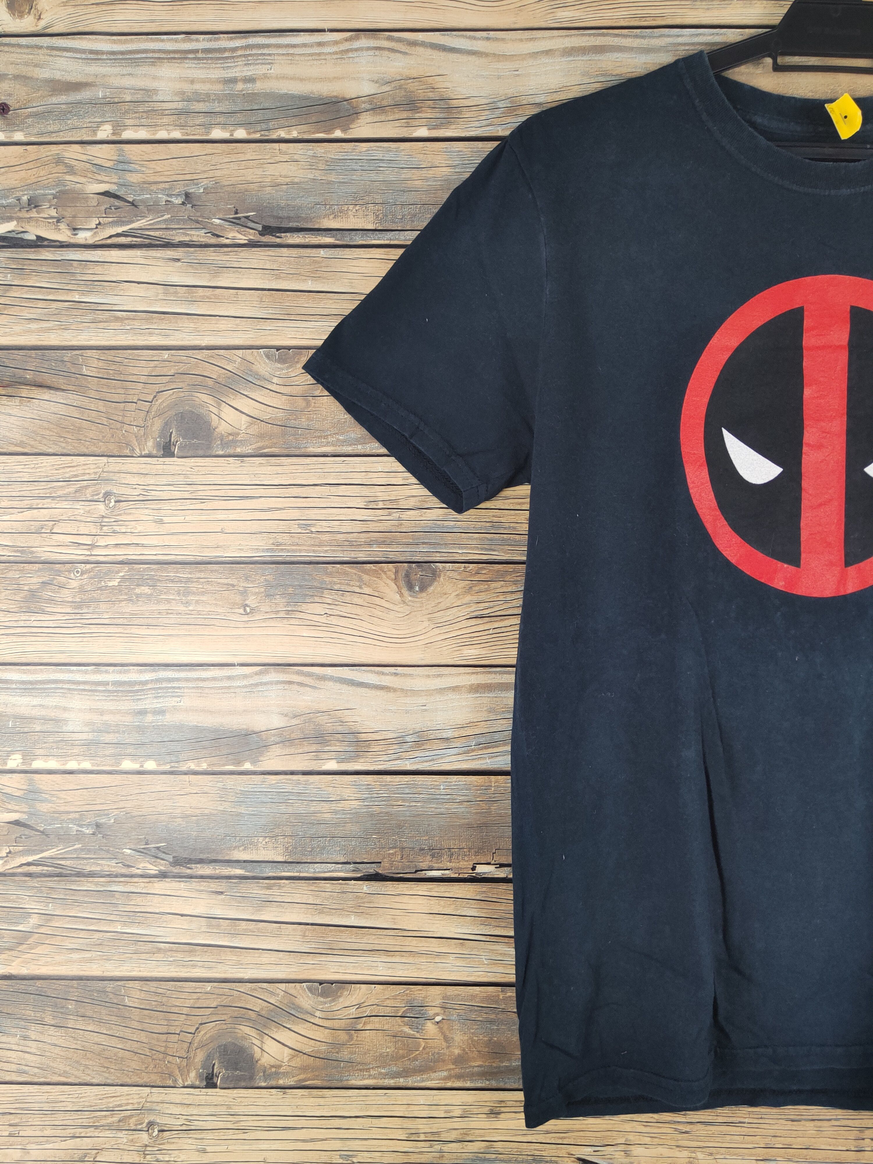 Marvel Comics DL Deadpool Marvel Navy Short Sleeve T-shirt #2577 Size US M / EU 48-50 / 2 - 3 Thumbnail