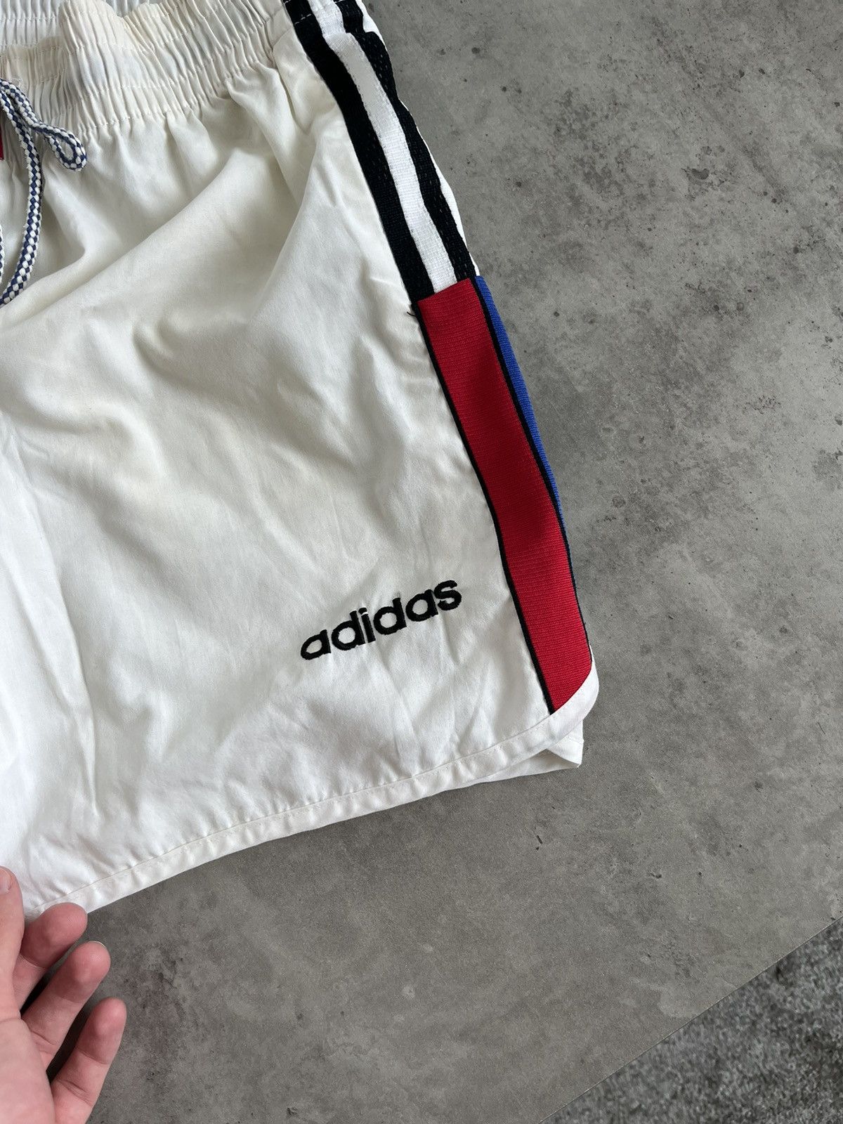 Vintage 90s Vintage Adidas FC Bayern Munich 1996/1997 Short Size US 30 / EU 46 - 3 Thumbnail