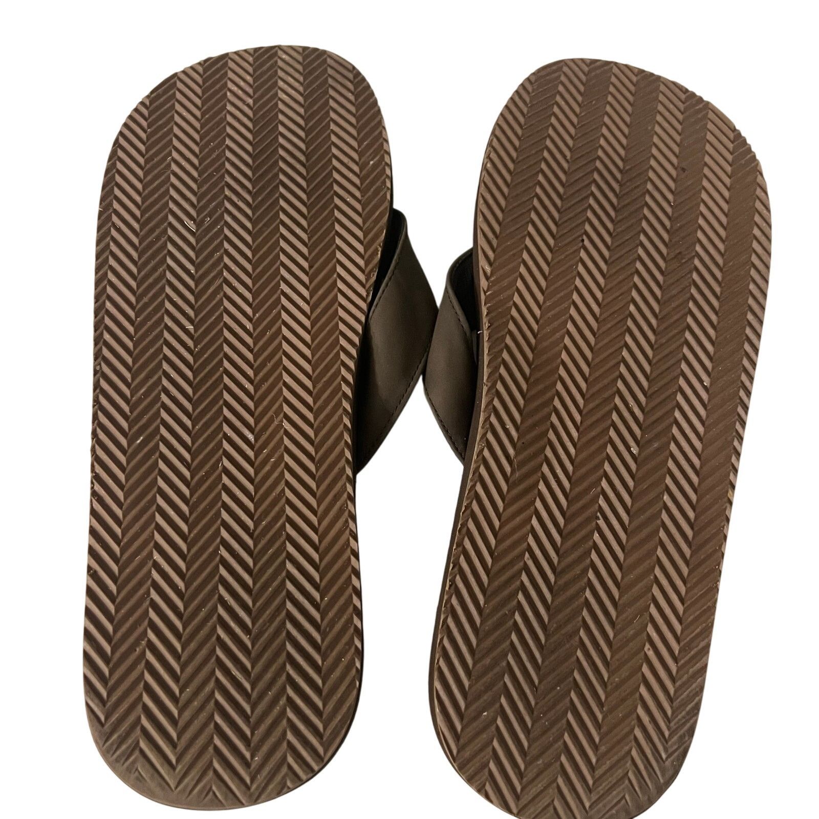 Old Navy OLD NAVY Men’s Faux Leather Brown Flip Flops Sandals 13-14 Size US 13 / EU 46 - 9 Thumbnail
