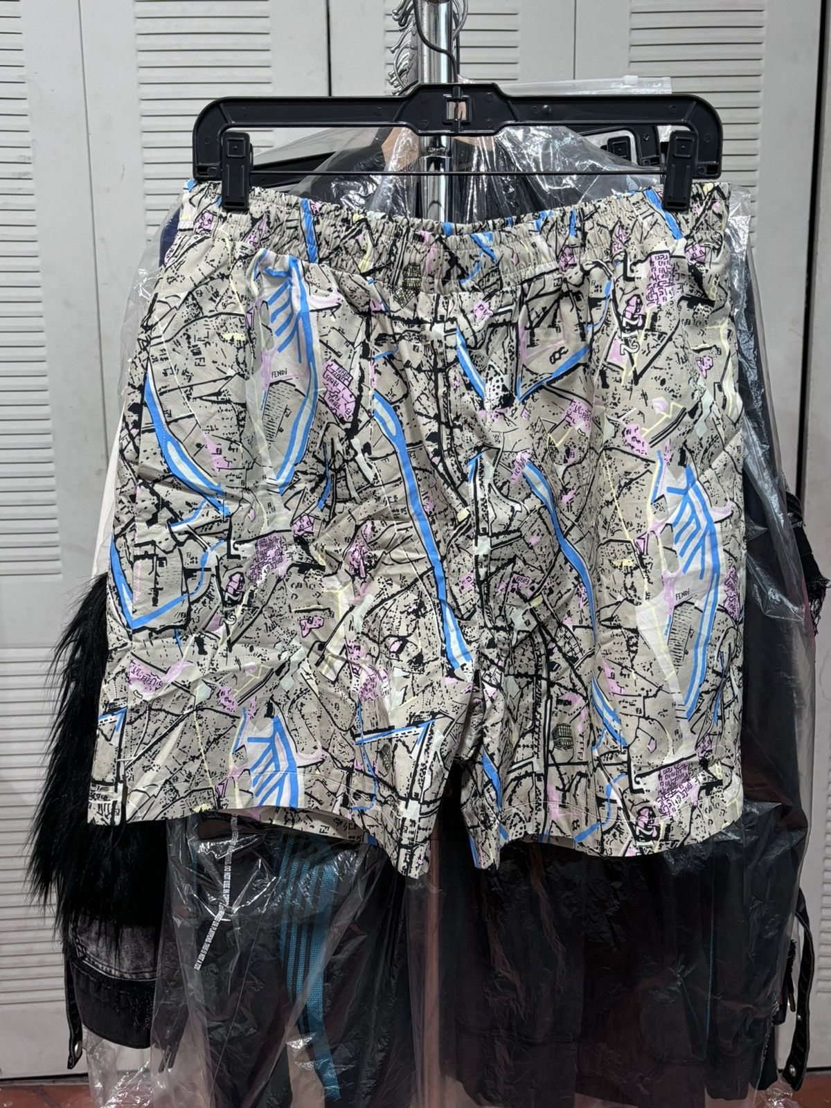 Fendi FENDI Abstract Map Print Bermuda Shorts Size US 34 / EU 50 - 1 Thumbnail