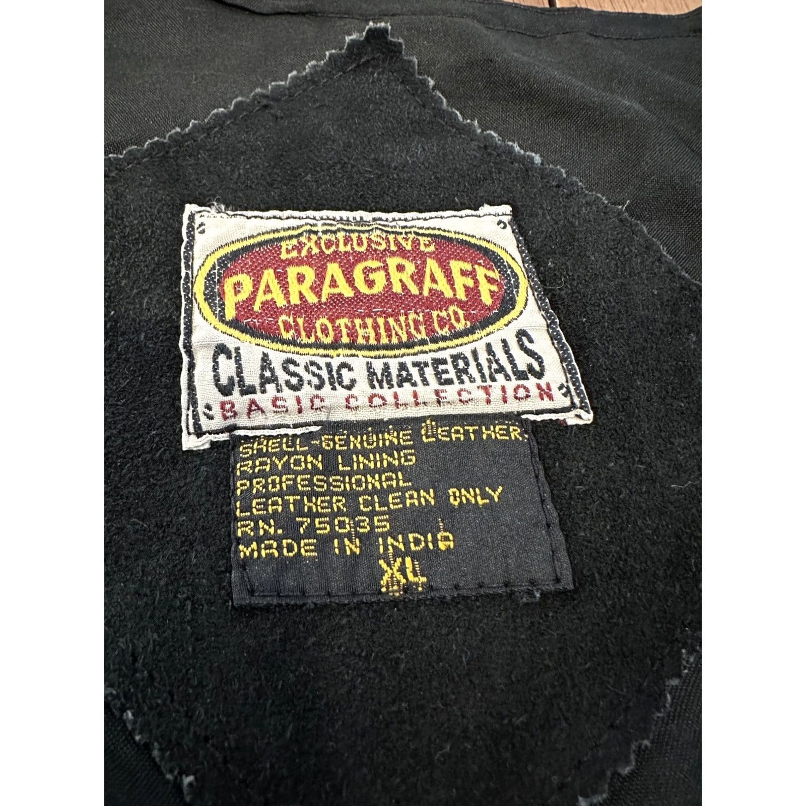 Vintage VINTAGE Paragraff Leather Vest Black Mens XL Biker Size US XL / EU 56 / 4 - 2 Thumbnail