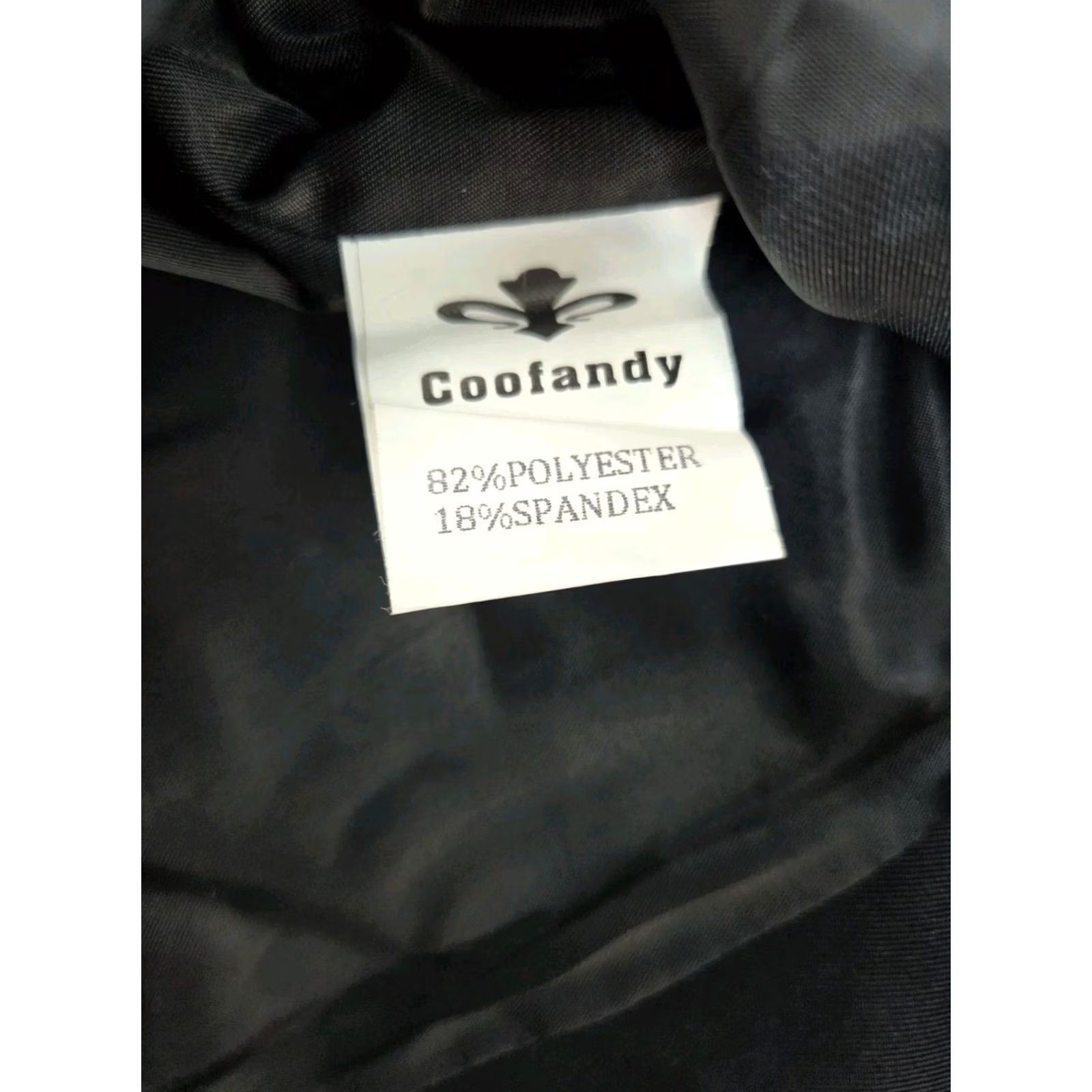 Vintage NWT Coofandy Mens Black Vest Size L 46" Polyester/Spandex Regular Knit Button Buckle Pocket Vest Mens Black 46" L Size US L / EU 52-54 / 3 - 7 Thumbnail