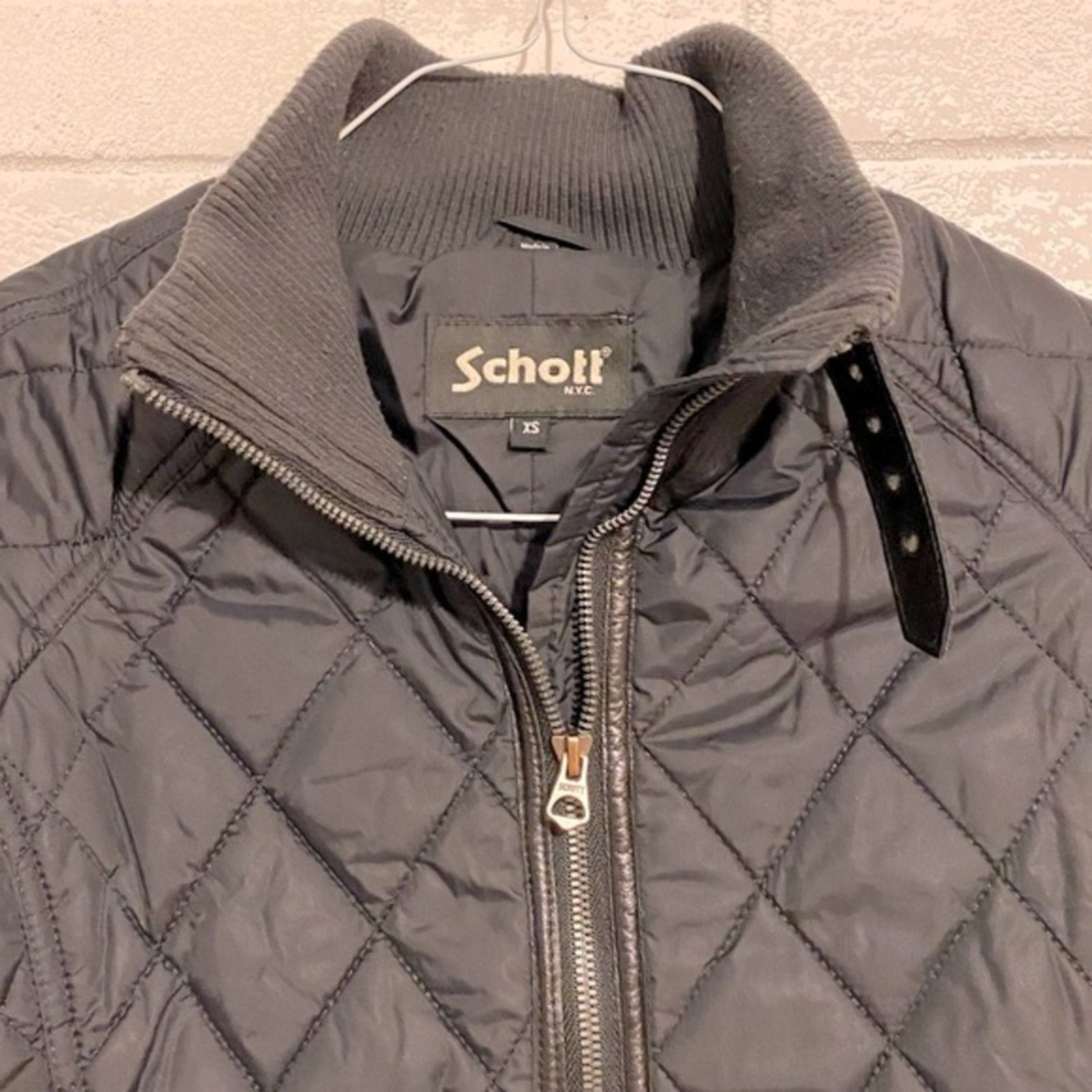 Schott Schott NYC Women’s XS Blk Quilted Nylon Leather Moto Jacket Size XS / US 0-2 / IT 36-38 - 5 Thumbnail