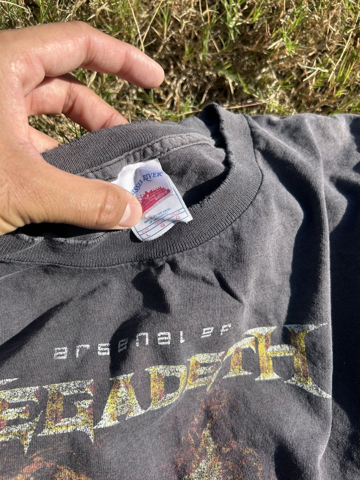 Band Tees Super Faded Distressed Vintage Megadeth Arsenal of Megadeth Size US L / EU 52-54 / 3 - 6 Thumbnail