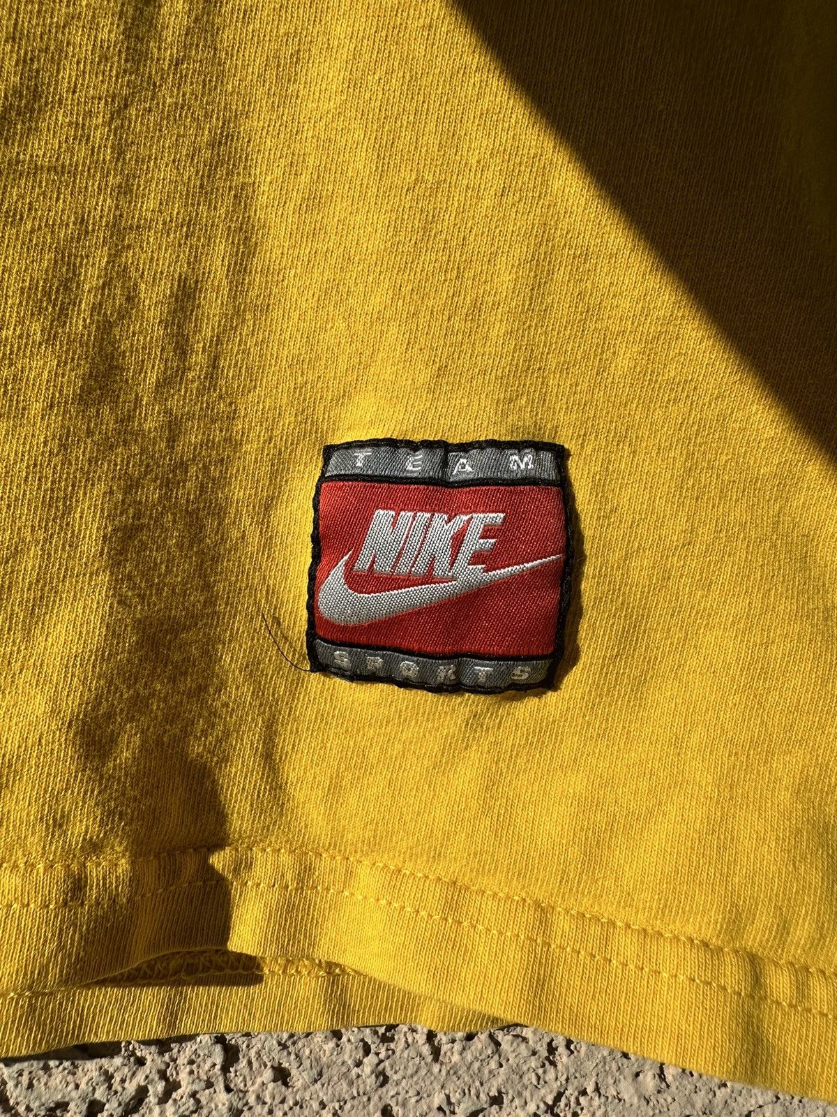 Nike × Vintage Vintage L.A Lakers nike sleeveless Size US XL / EU 56 / 4 - 4 Thumbnail