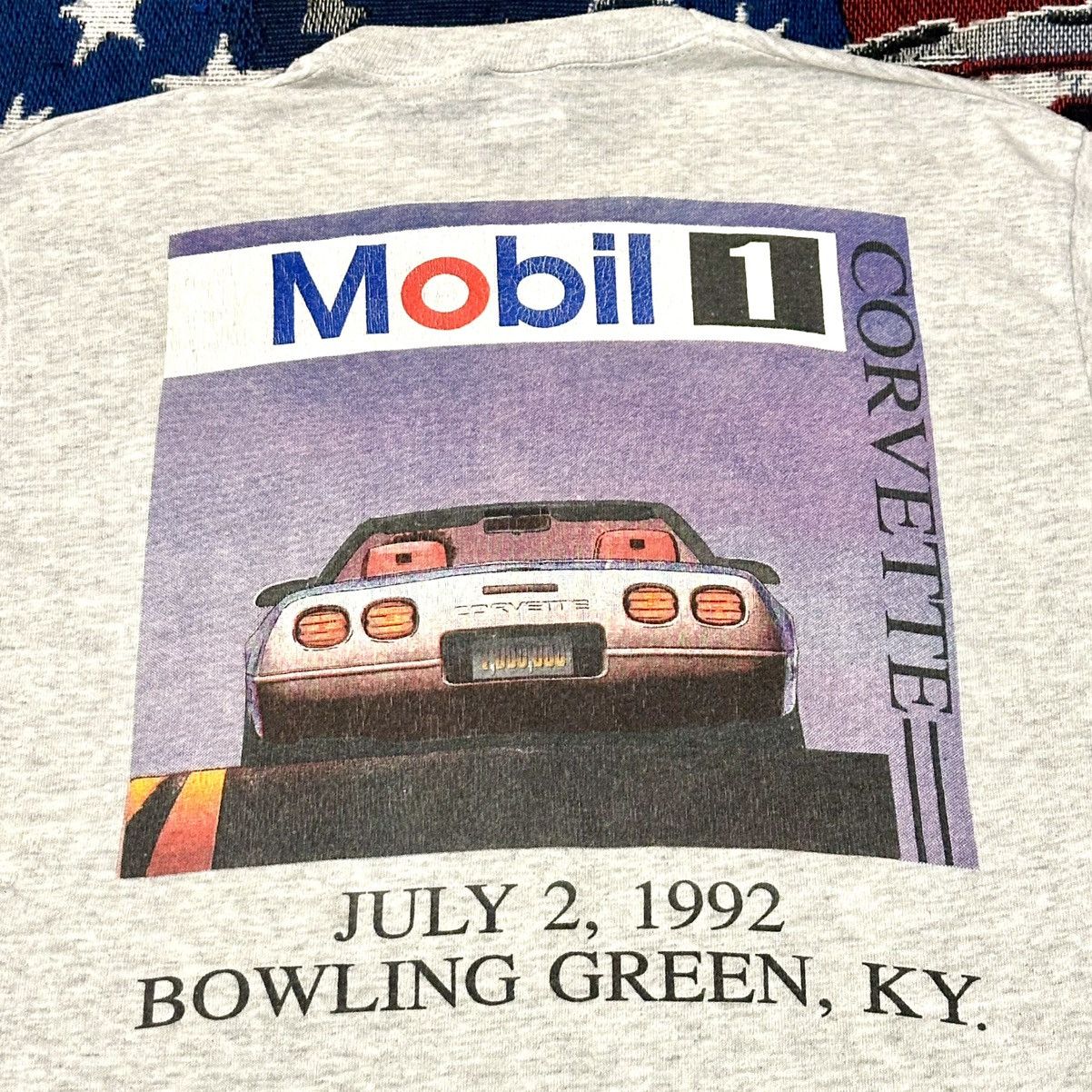 Chevrolet × Vintage 1992 - Mobil 1 - 1,000,000th Corvette TSHIRT Size US L / EU 52-54 / 3 - 4 Thumbnail