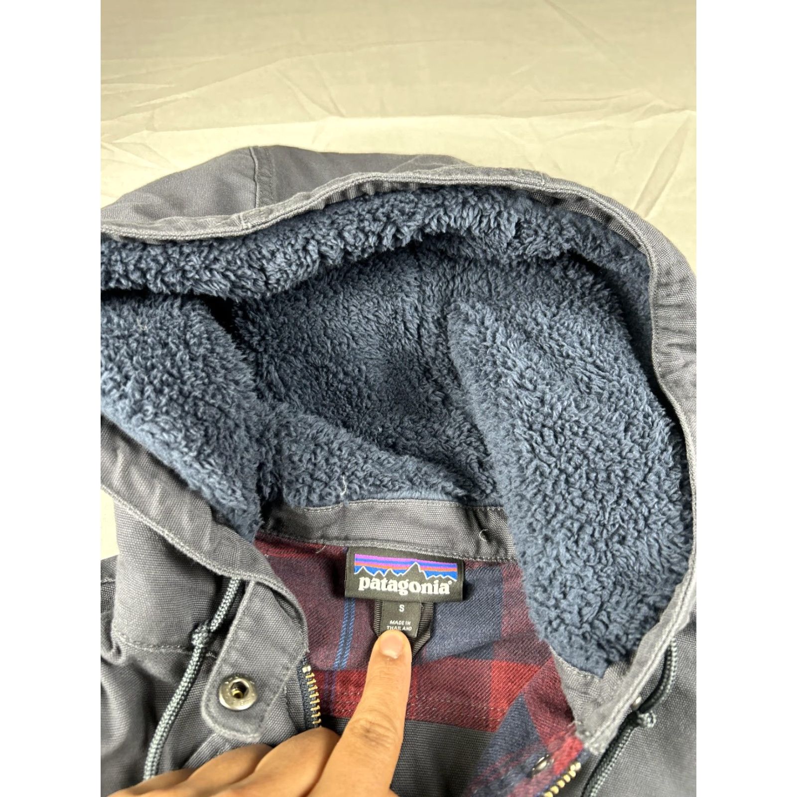 Patagonia Patagonia Parka Jacket Womens Small Gray Hooded Lined Canvas Size S / US 4 / IT 40 - 3 Thumbnail