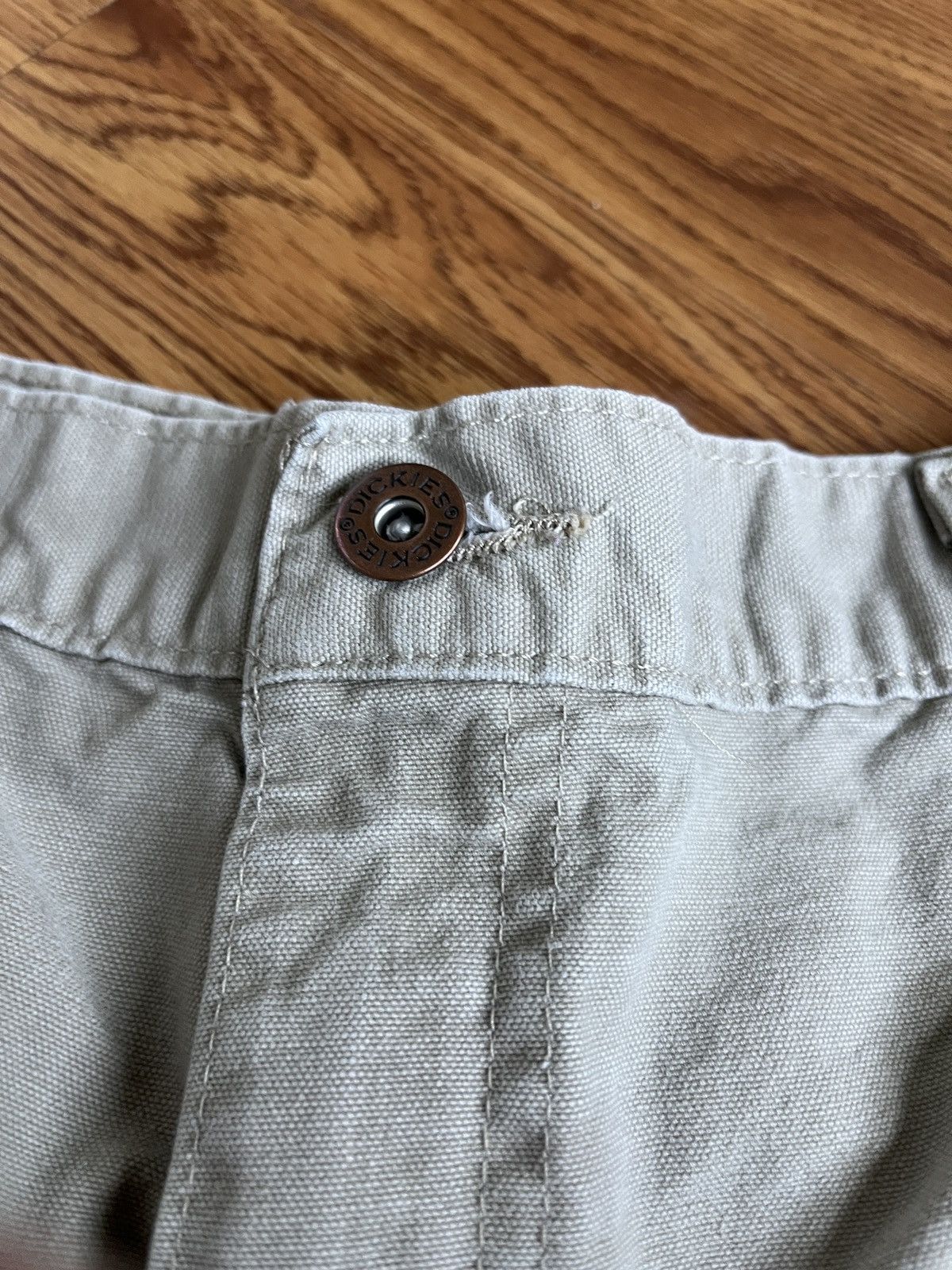 Dickies × Vintage Vintage Dickies Khaki Cargo Shorts Size US 34 / EU 50 - 4 Thumbnail