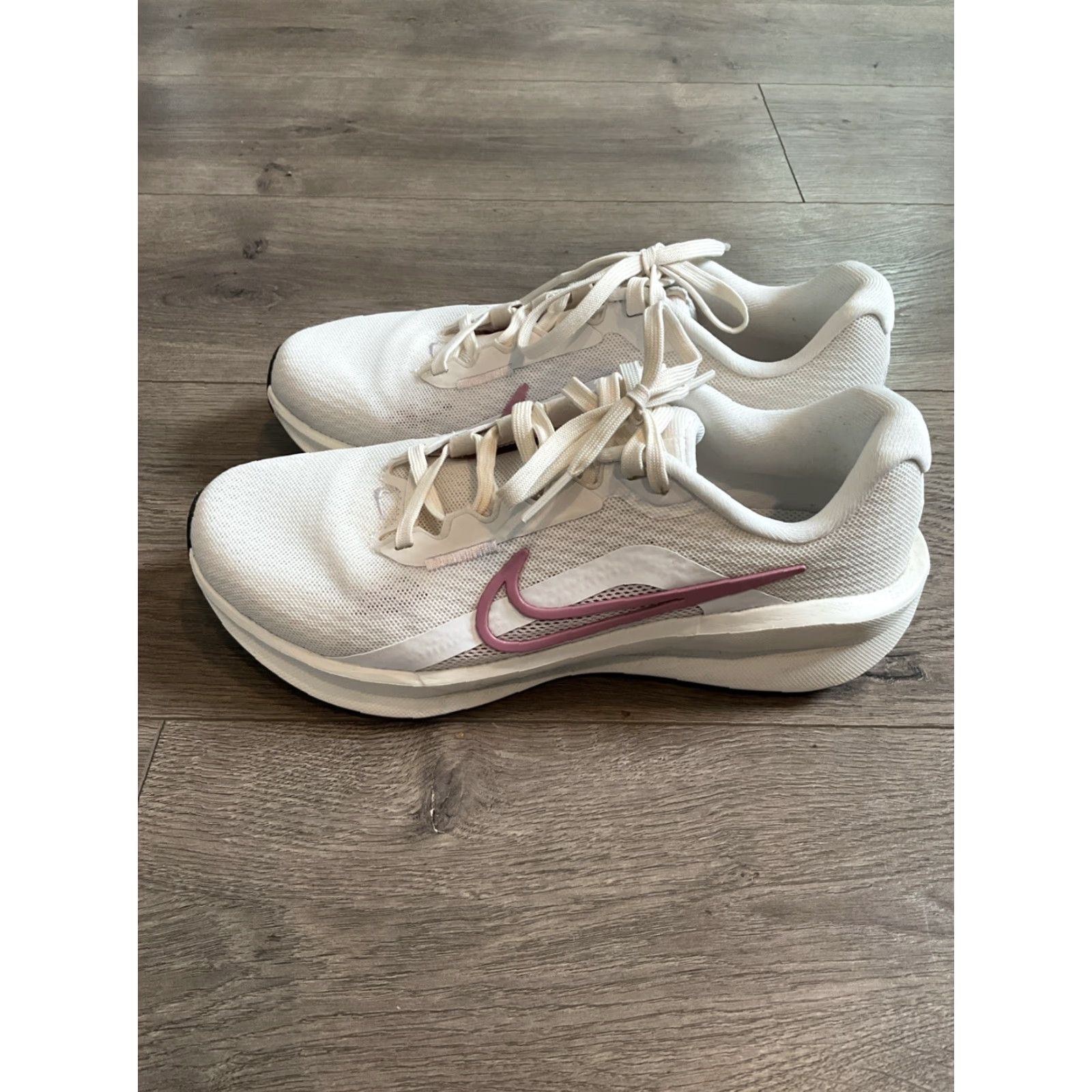 Nike Nike Downshifter 13 Phantom Elemental Pink W Sneaker Womens 6.5 Ivory FD6476-004 Size US 7 / IT 37 - 3 Thumbnail
