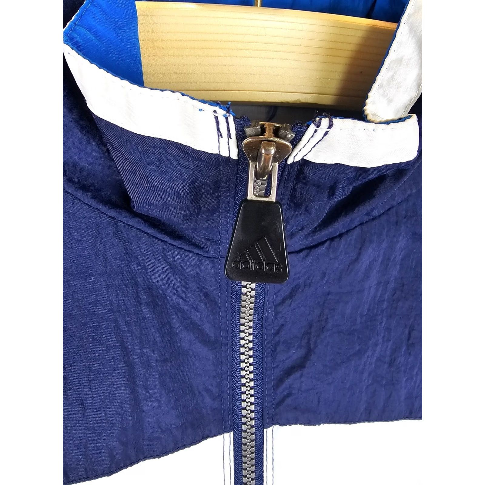 Adidas VINTAGE adidas WINDBREAKERS NYLON TRACK TOP JACKET XL?L? Size US L / EU 52-54 / 3 - 3 Thumbnail
