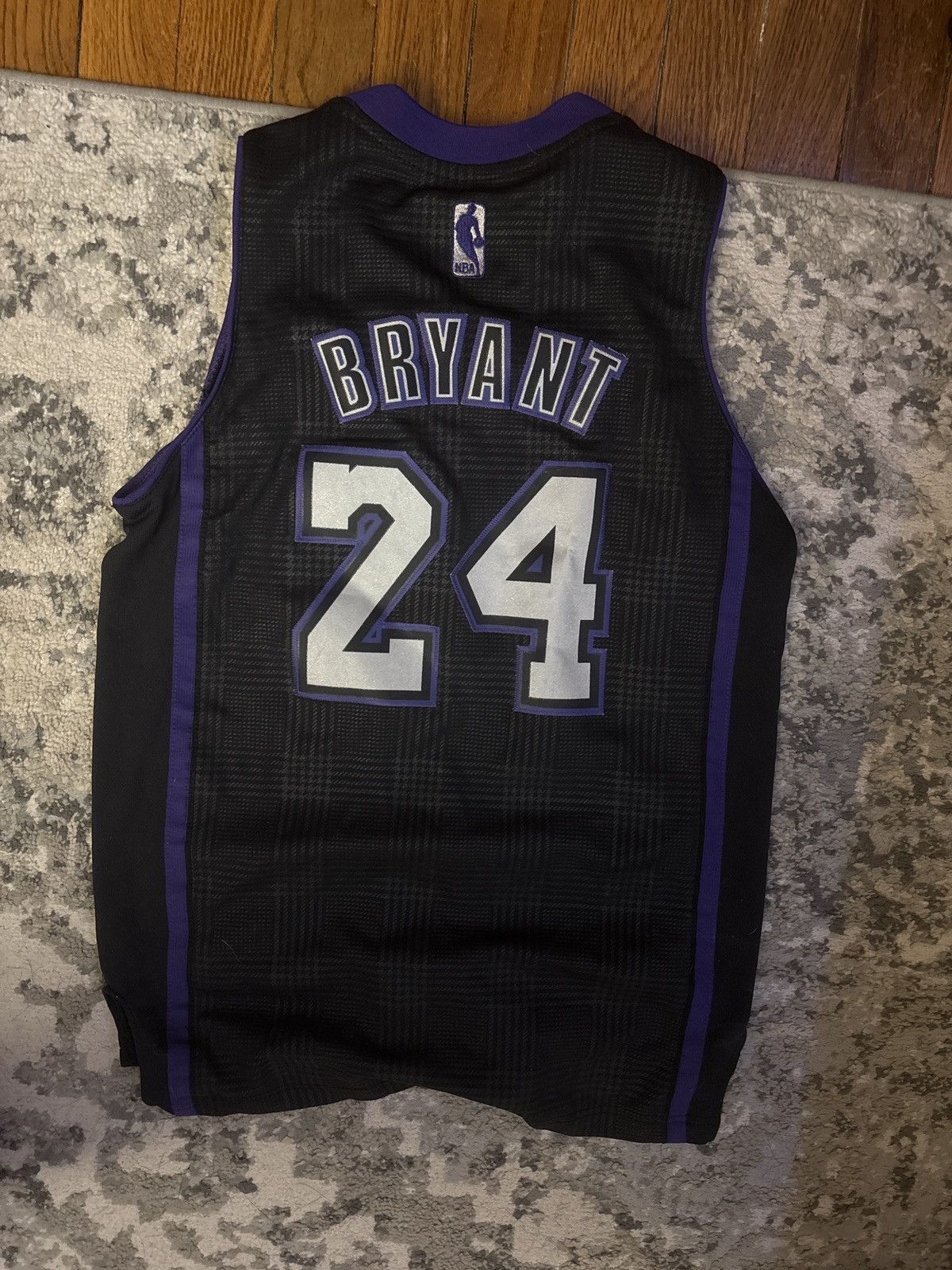 Adidas Adidas Kobe Bryant #24 LA Lakers Limited Edition Jersey SZ M Size US M / EU 48-50 / 2 - 2 Thumbnail