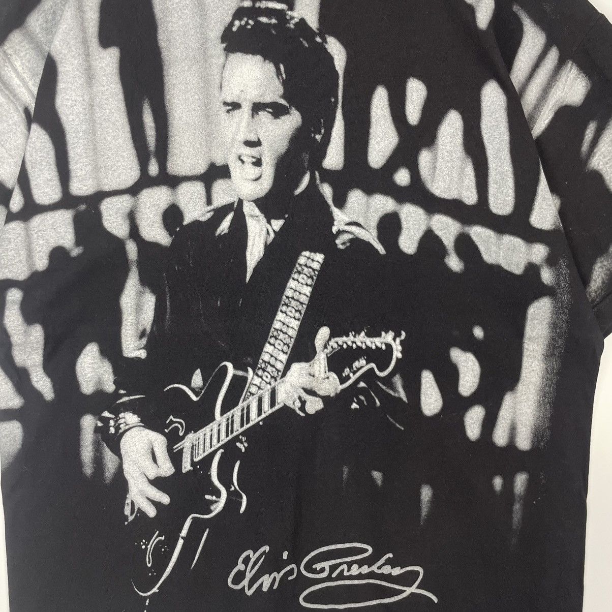 Designer × Vintage VINTAGE 2000 ELVIS PRESLEY 2000s OVER PRINT FULL PRINT TEE Size US L / EU 52-54 / 3 - 8 Thumbnail