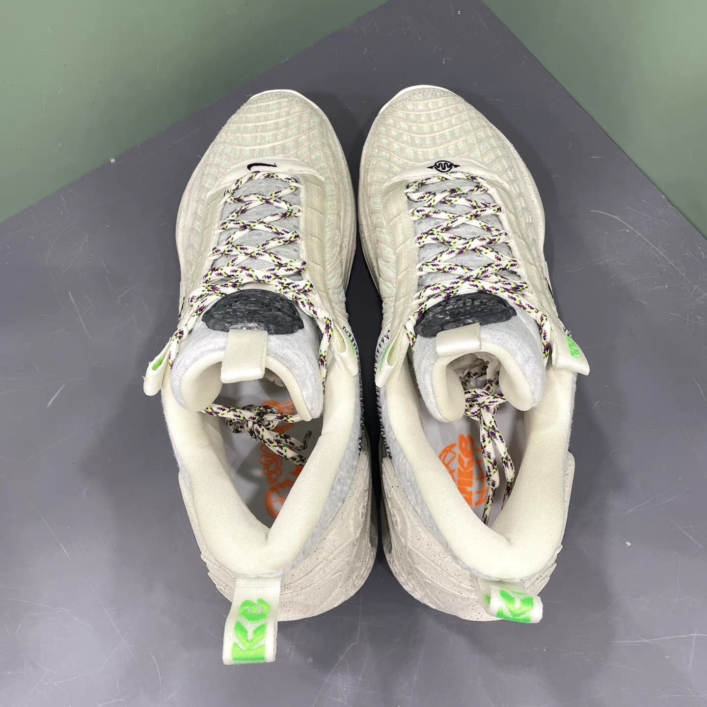 Nike Nike Cosmic Unity 1 "Trash" Off-White Basketball Shoes K15 Size US 14 / EU 47 - 7 Thumbnail