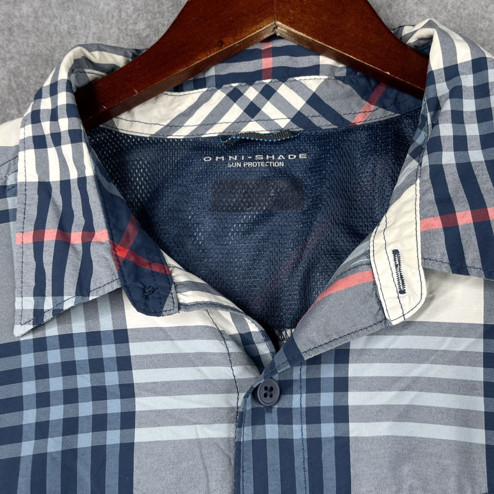 Vintage Columbia Shirt XL Blue Plaid Short Sleeve Button-Up Nylon Omni Shade Vented Casual Mens Size US XL / EU 56 / 4 - 6 Thumbnail