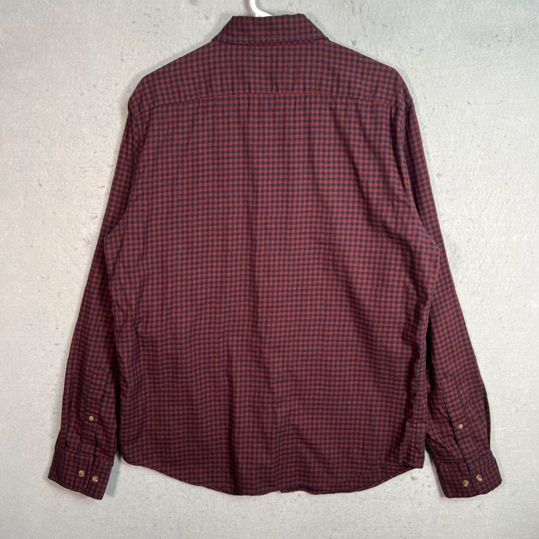Banana Republic VINTAGE Banana Republic Mens Large Untucked Fit Red & Blue Checkered Long-Sleeve Shirt Size US L / EU 52-54 / 3 - 2 Thumbnail