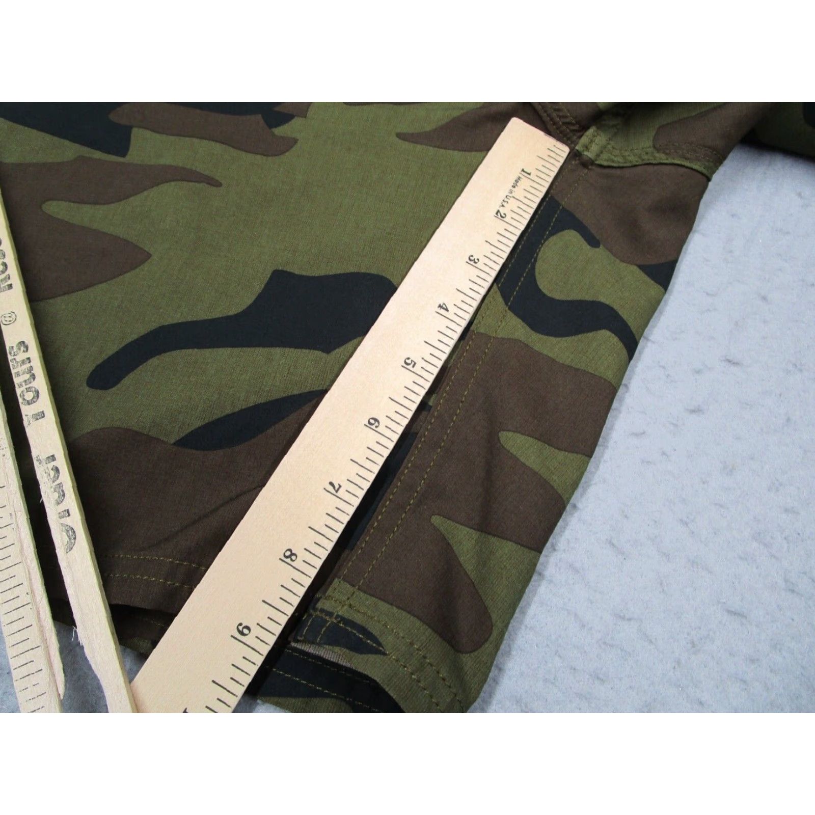 Quiksilver QUICKSILVER WATERMAN Shorts Mens Medium Green Camo Hybrid 8" Beach Travel Swim Size US 31 - 4 Thumbnail