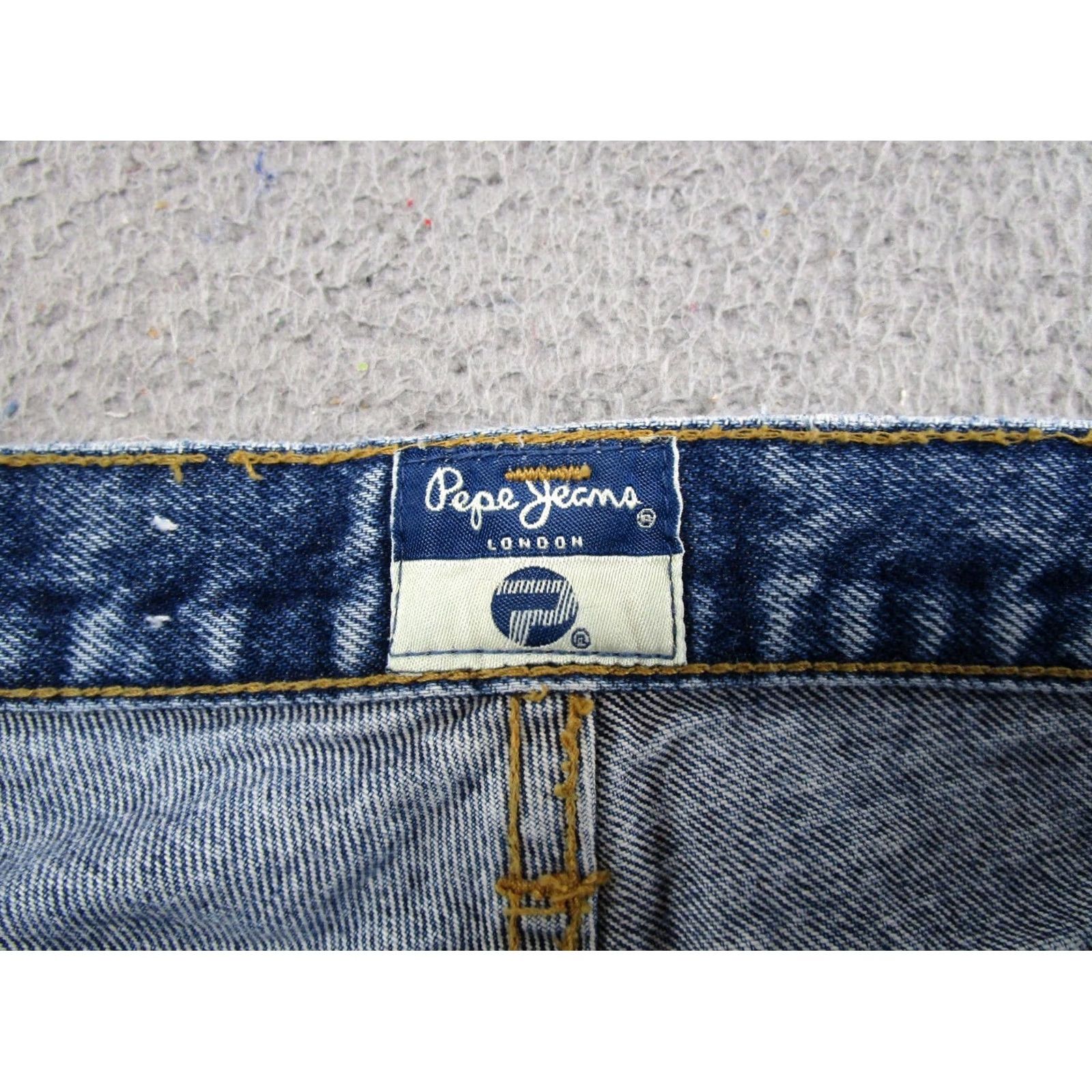 Denime Vintage Pepe Jeans London Blue Denim Bootcut Jeans 31x32 Women’s Size 31 32 Inseam 32 Embroidered Pocket 5-Pocket Size 24" / US 00 / IT 34 - 4 Thumbnail