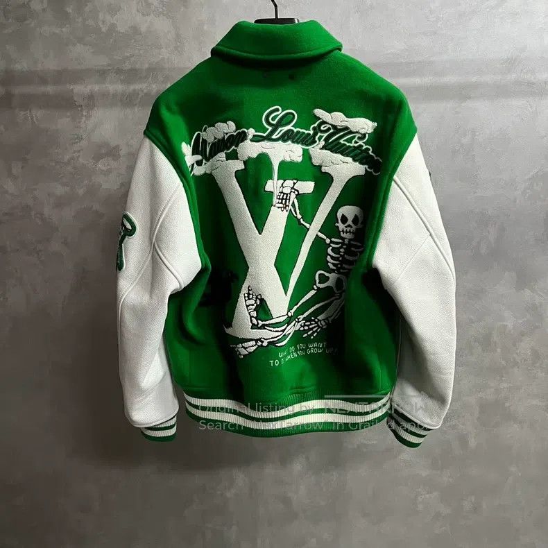 Louis Vuitton Louis Vuitton Green monogrammed, loose-fitting, long-sleev Size US M / EU 48-50 / 2 - 5 Thumbnail