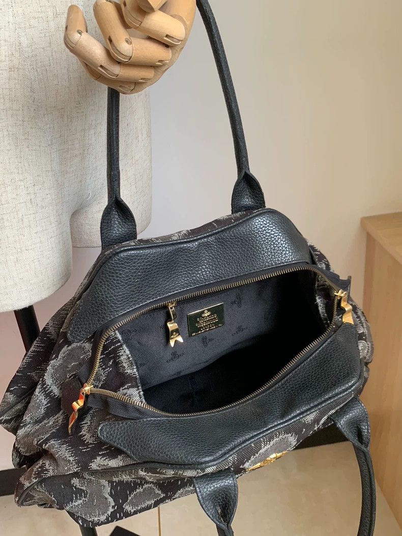 Vivienne Westwood Vivienne Westwood Black and grey leopard print bowling tot Size ONE SIZE - 8 Thumbnail