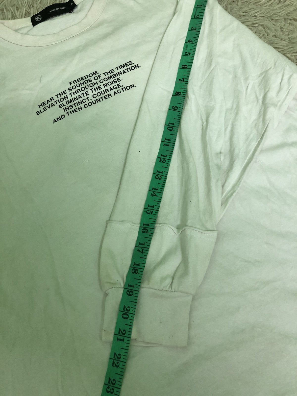 Undercover Vintage Uniqlo x Undercover Japanese Jun Takahashi Shirt Tee Size US M / EU 48-50 / 2 - 12 Thumbnail