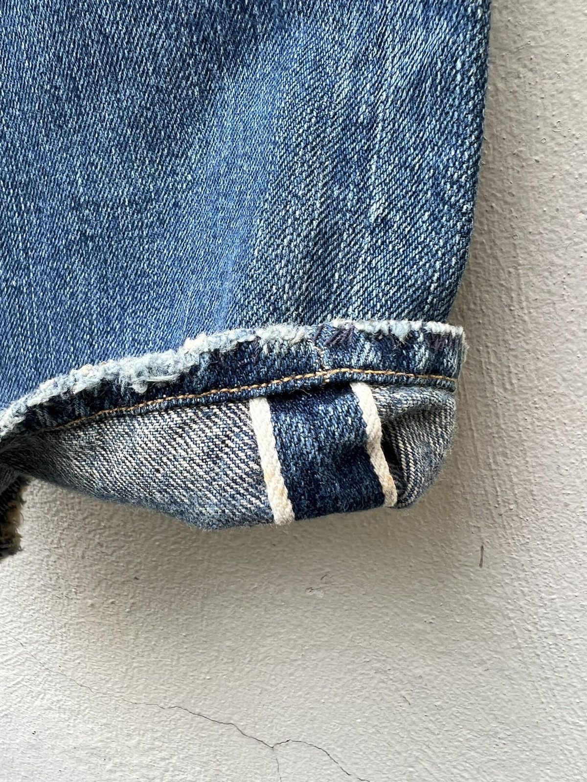 Levi's 90s Levi's LVC #555 Distressed Patchwork Selvedge Denim Size US 32 / EU 48 - 14 Thumbnail
