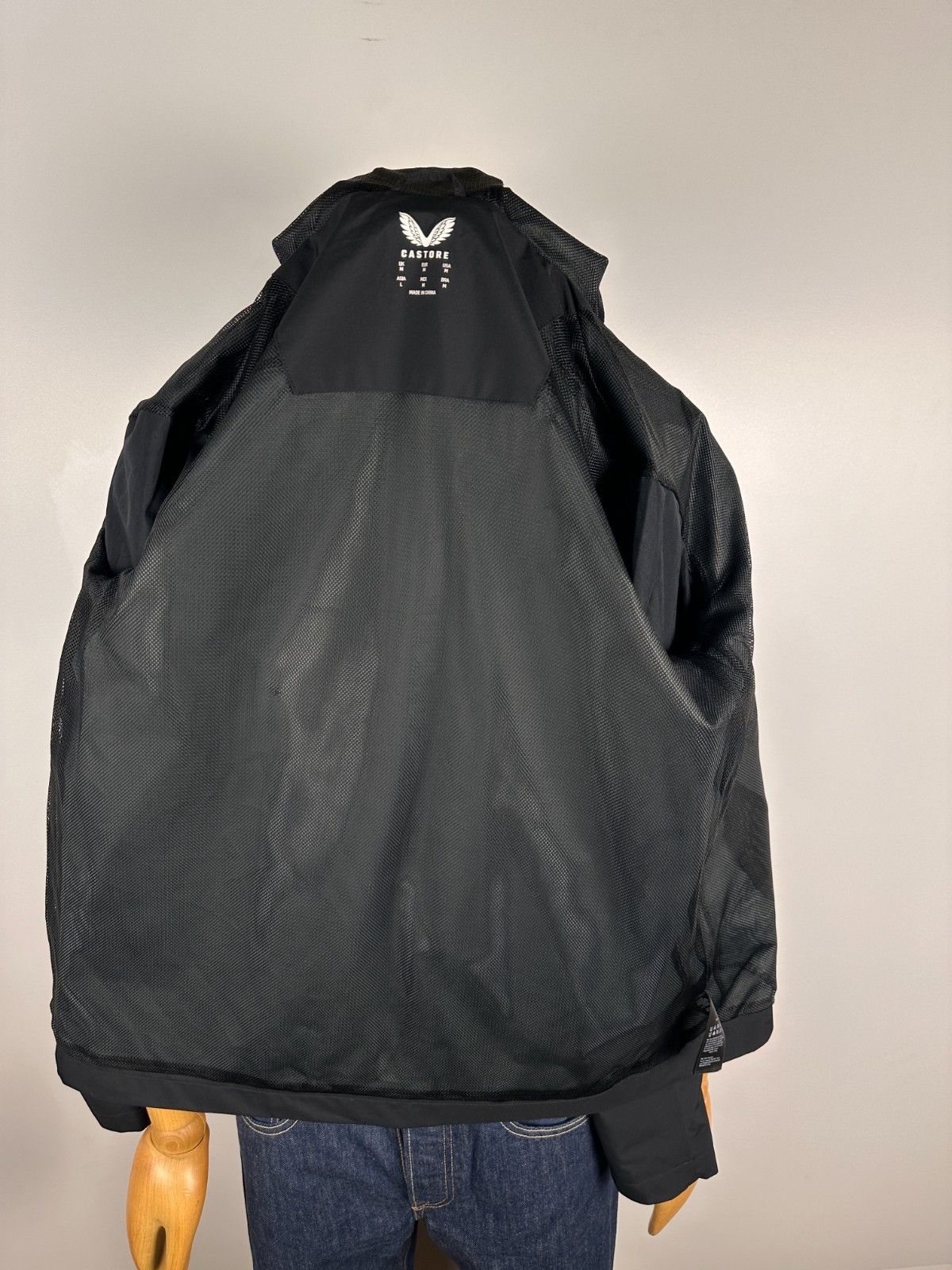 Castore Charlton Training Jacket Soccer Castore Black Size M Black Size US M / EU 48-50 / 2 - 7 Thumbnail