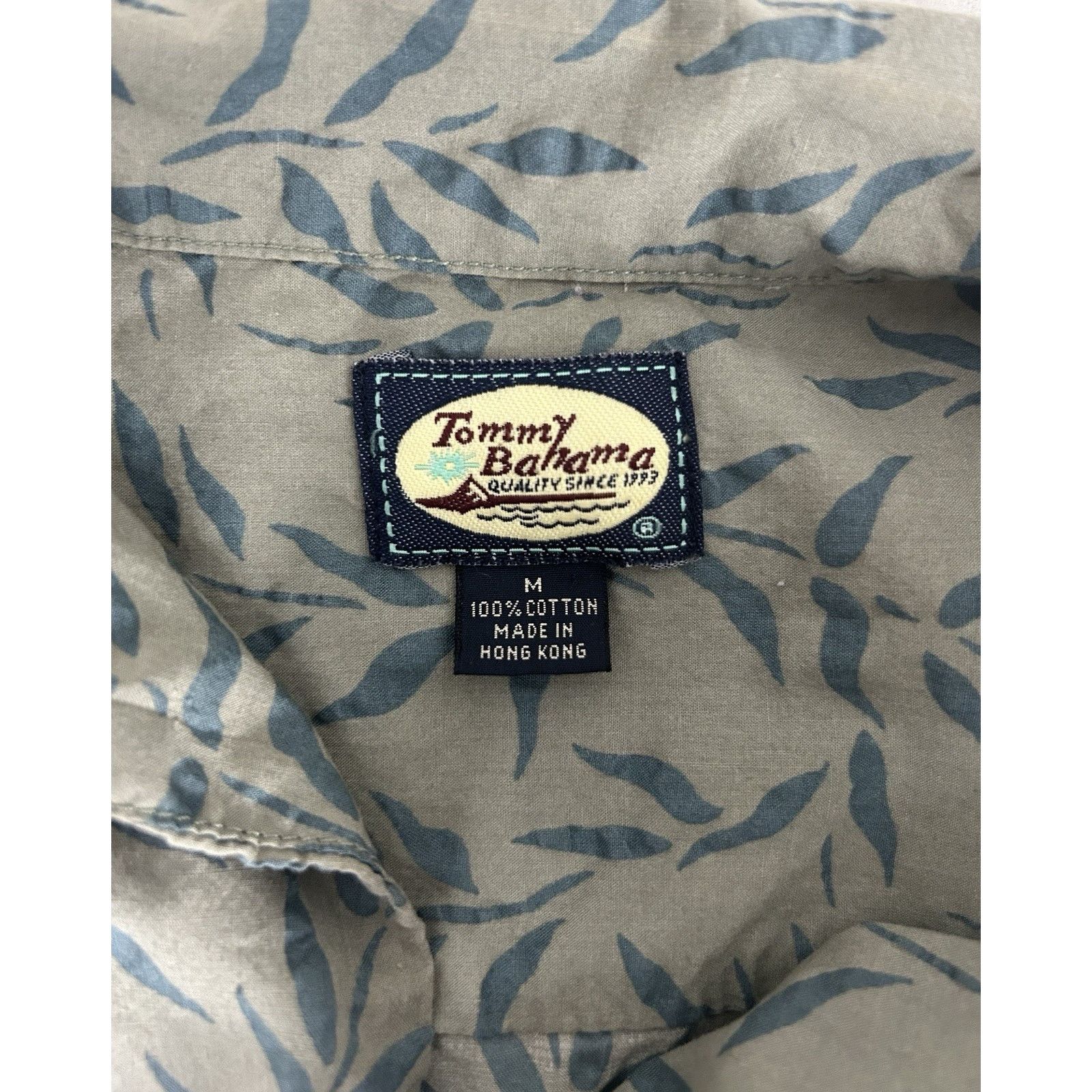 Tommy Bahama VTG Tommy Bahama Leaf Print Hawaiian Shirt M Hong Kong Size US M / EU 48-50 / 2 - 6 Thumbnail