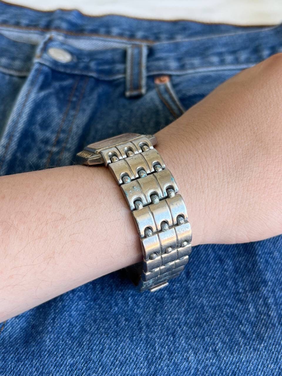 Japanese Brand × Vintage 2000s Omax Tank Futuristic Vintage Watch Japanese style Size ONE SIZE - 2 Thumbnail