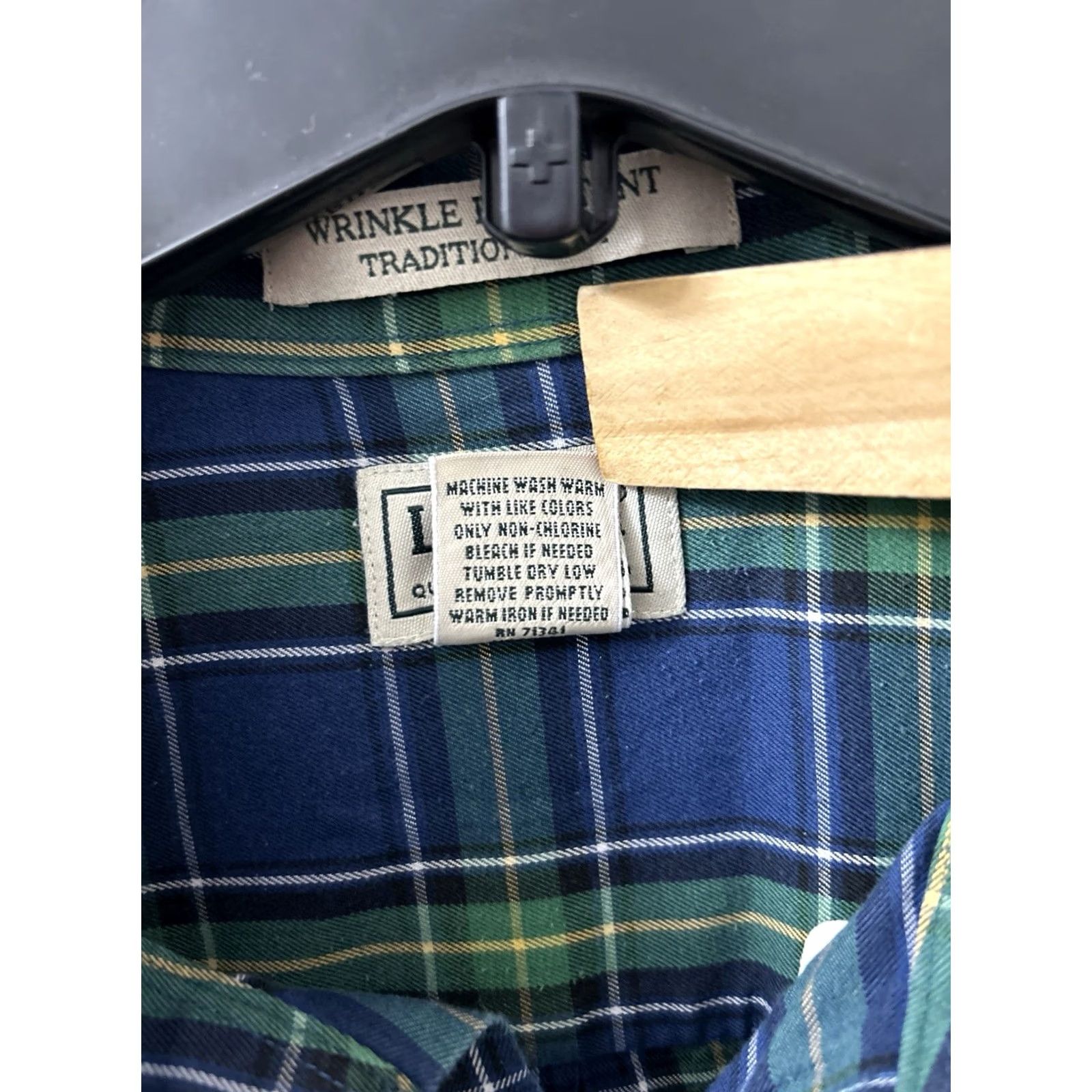 Vintage LL Bean Merino Wool Shirt Mens L Blue Plaid Button-Up Classic Fit Fall Spring Wool Blend Wrinkle Resistant Vintage No Size US L / EU 52-54 / 3 - 7 Thumbnail