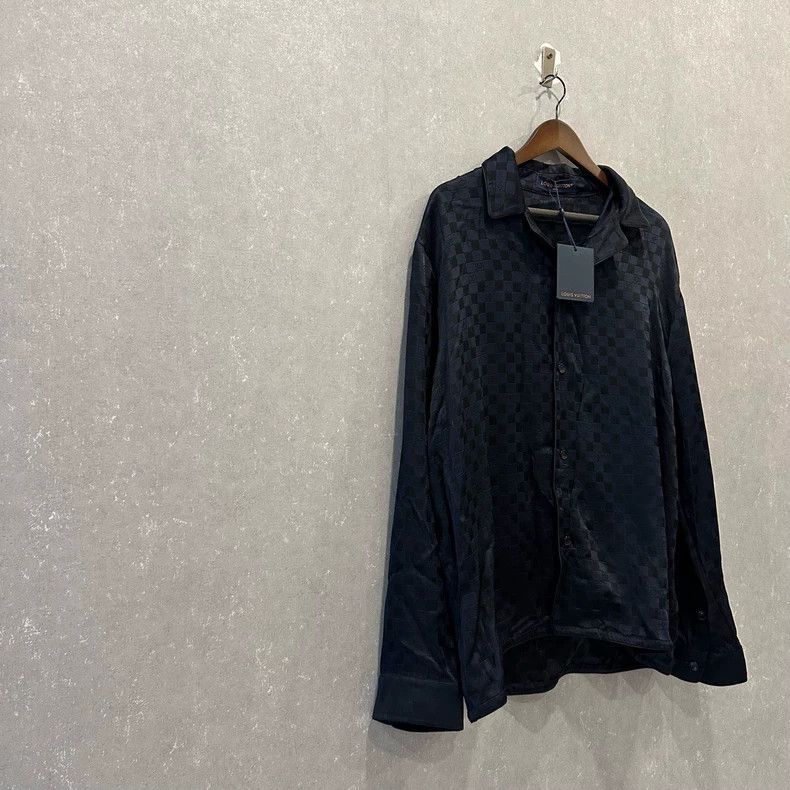 Louis Vuitton Louis Vuitton Plaid Lapel Button Loose Long Sleeve Shirt Size US XL / EU 56 / 4 - 3 Thumbnail