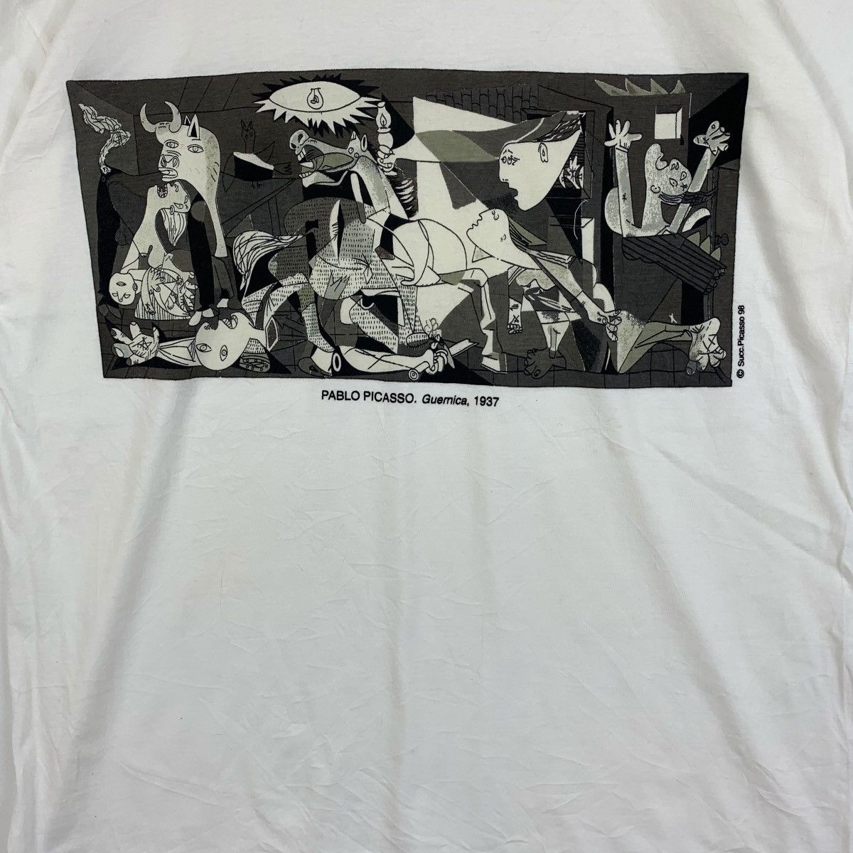 Vintage Vintage 1998 PABLO PICASSO GUERNICA Anti War Tee Shirt Size US XL / EU 56 / 4 - 4 Thumbnail