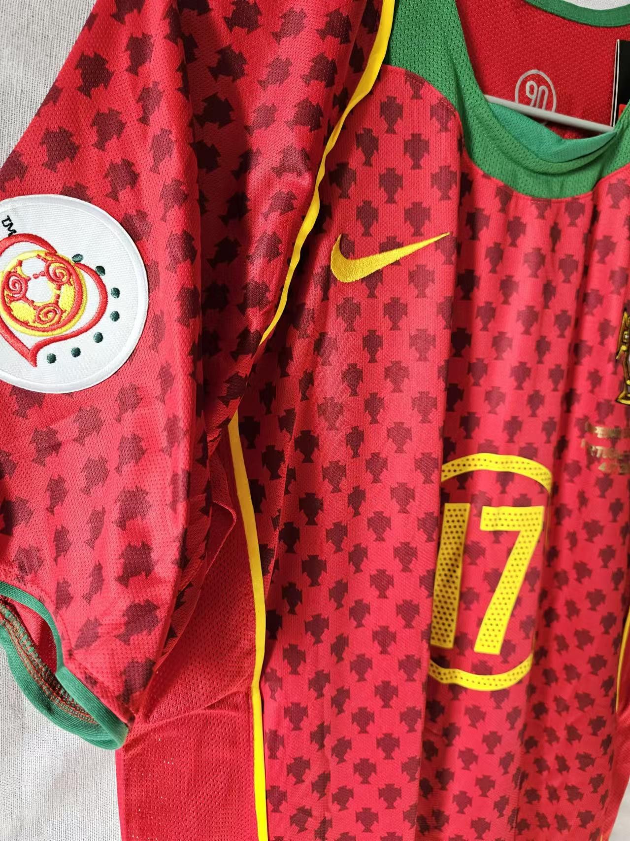 Other 2004 Portugal #7 C Ronaldo Jersey Home M Size US M / EU 48-50 / 2 - 3 Thumbnail