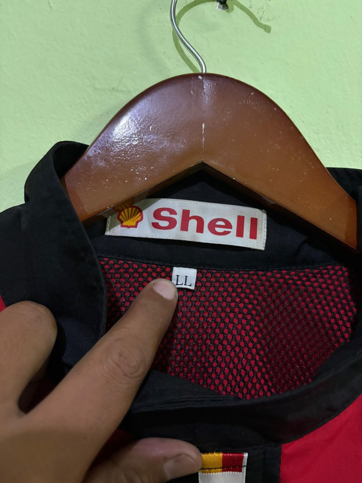 Vintage Vintage 90's Shell Jacket Retro Design Racing flue Ferrari Size US L / EU 52-54 / 3 - 10 Thumbnail