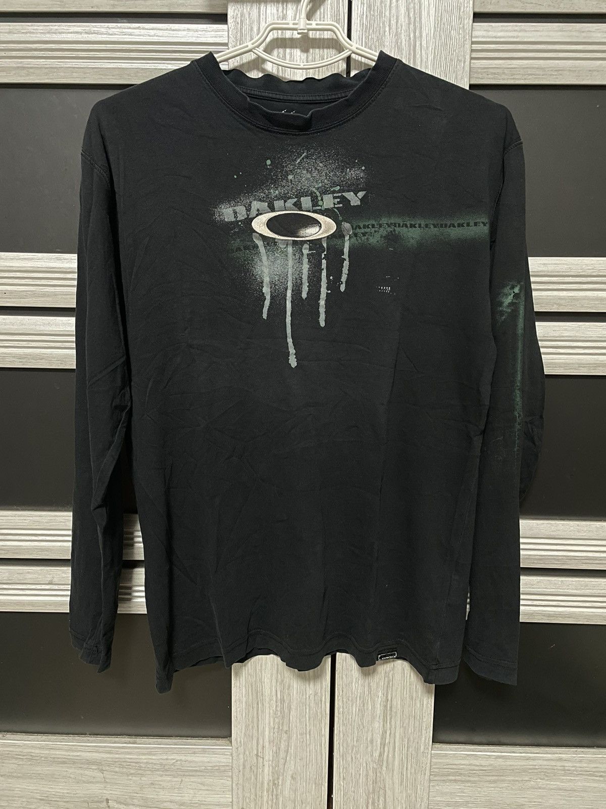 Men's Oakley Long Sleeve T Shirts | Grailed