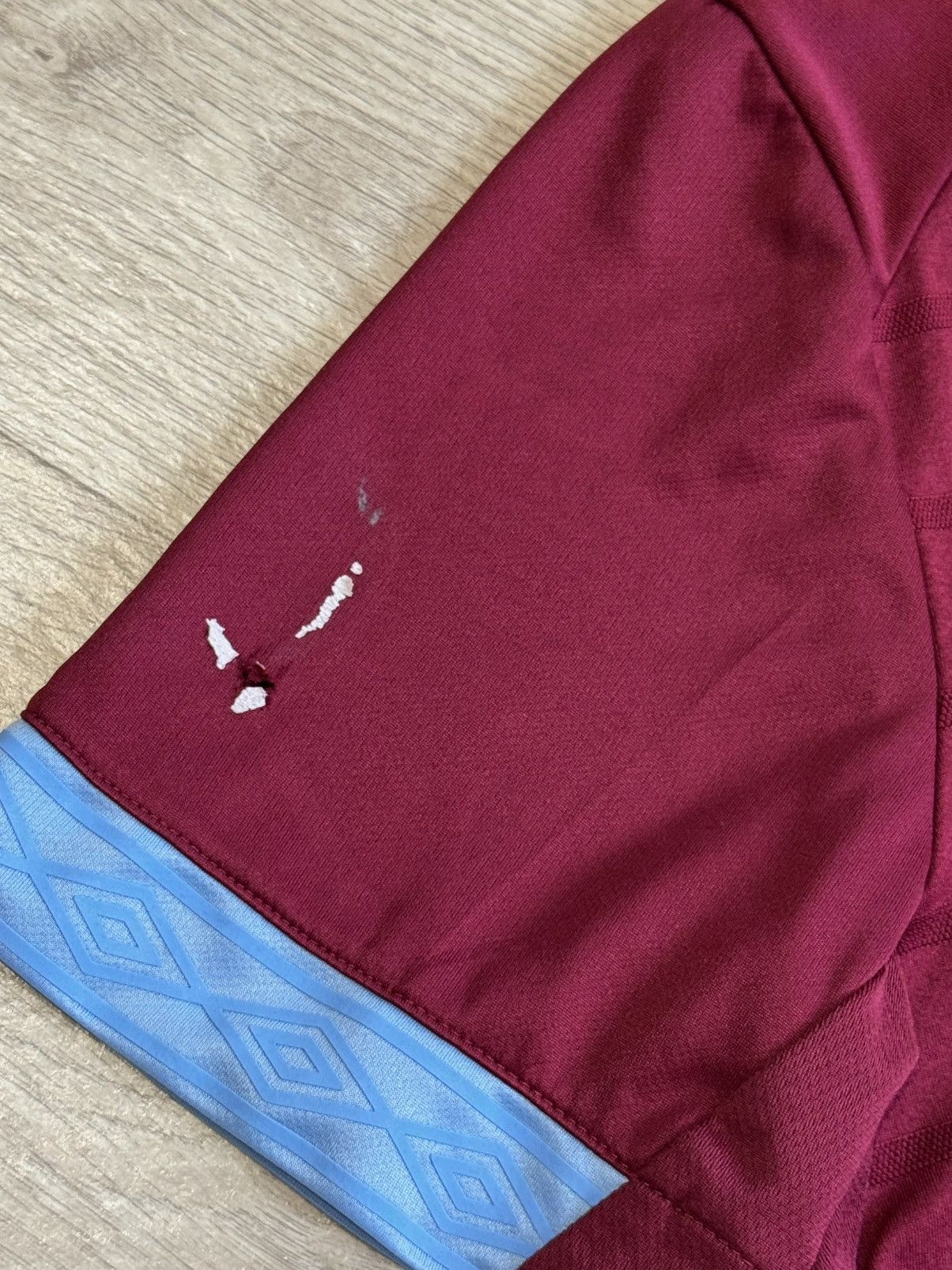 Umbro Official Umbro West Ham United Trevor Brooking Soccer jersey Size US L / EU 52-54 / 3 - 3 Thumbnail