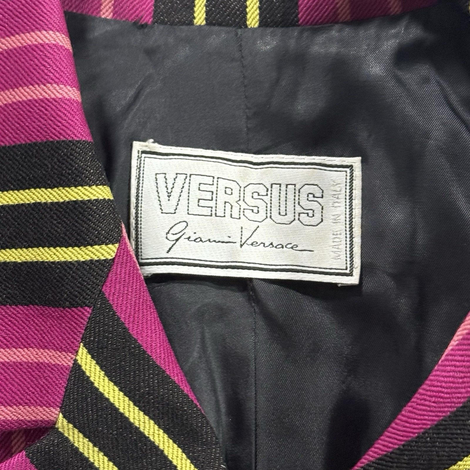 Versace Womens Vintage Gianni Versace Versus Striped Blazer Small Size S / US 4 / IT 40 - 2 Thumbnail