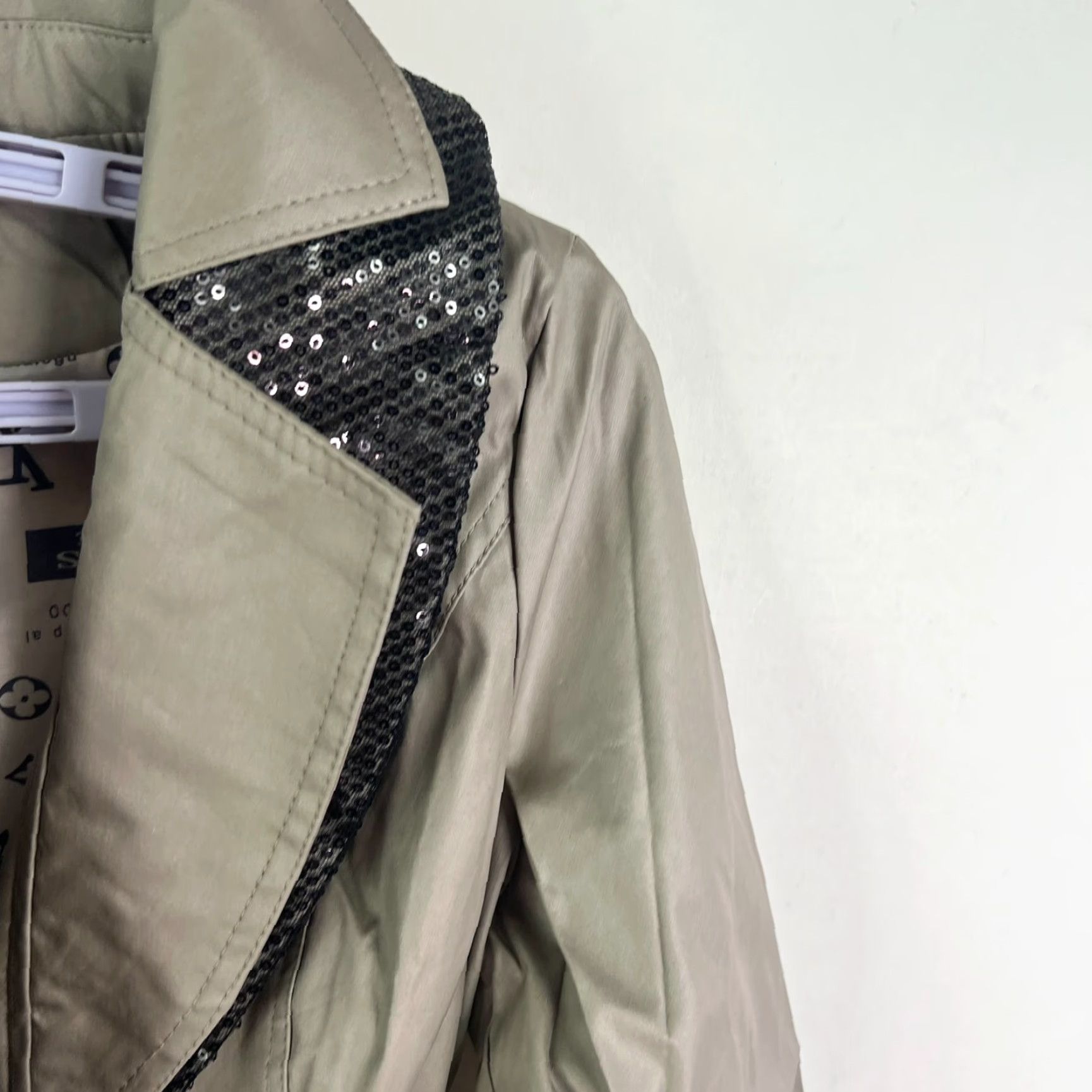 Max Mara Max Mara Trench Coat Womens M Beige Belted, Double Breasted, Sequin, Lightweight, Casual, Formal, Workwear, 8-9? Size M / US 6-8 / IT 42-44 - 3 Thumbnail