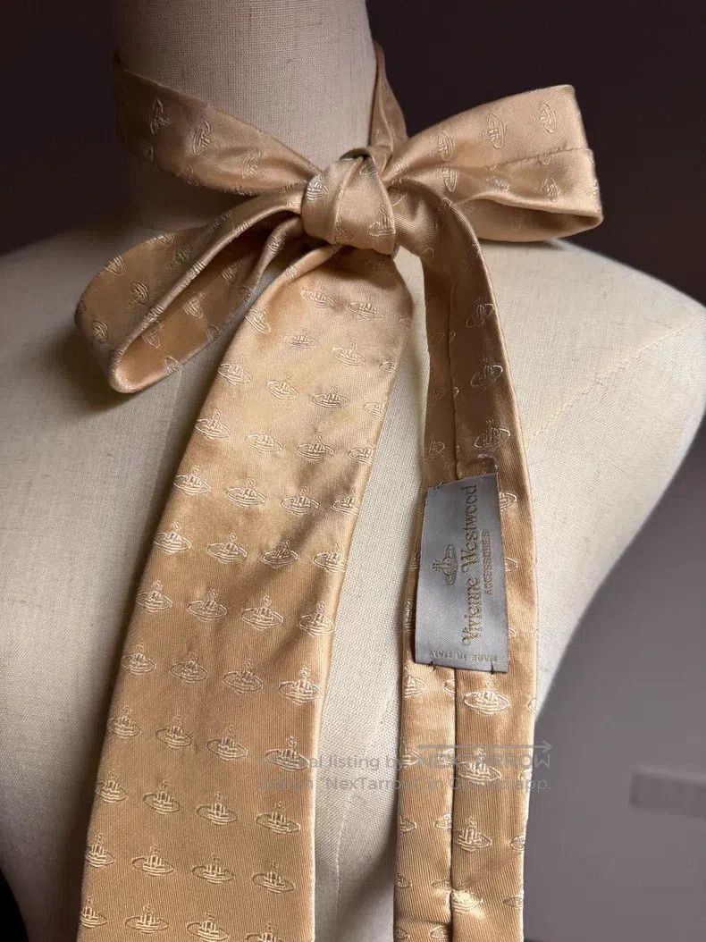 Vivienne Westwood Vivienne Westwood Champagne gold Saturn full print silk ti Size ONE SIZE - 4 Thumbnail