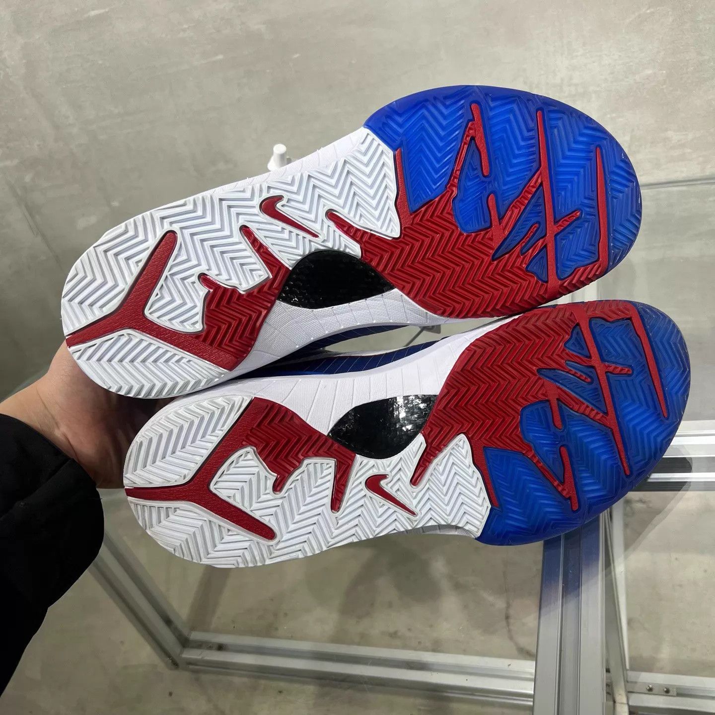 Nike Nike Zoom Kobe 4 Philly Blue 44 OG Box Size US 11 / EU 44 - 7 Thumbnail