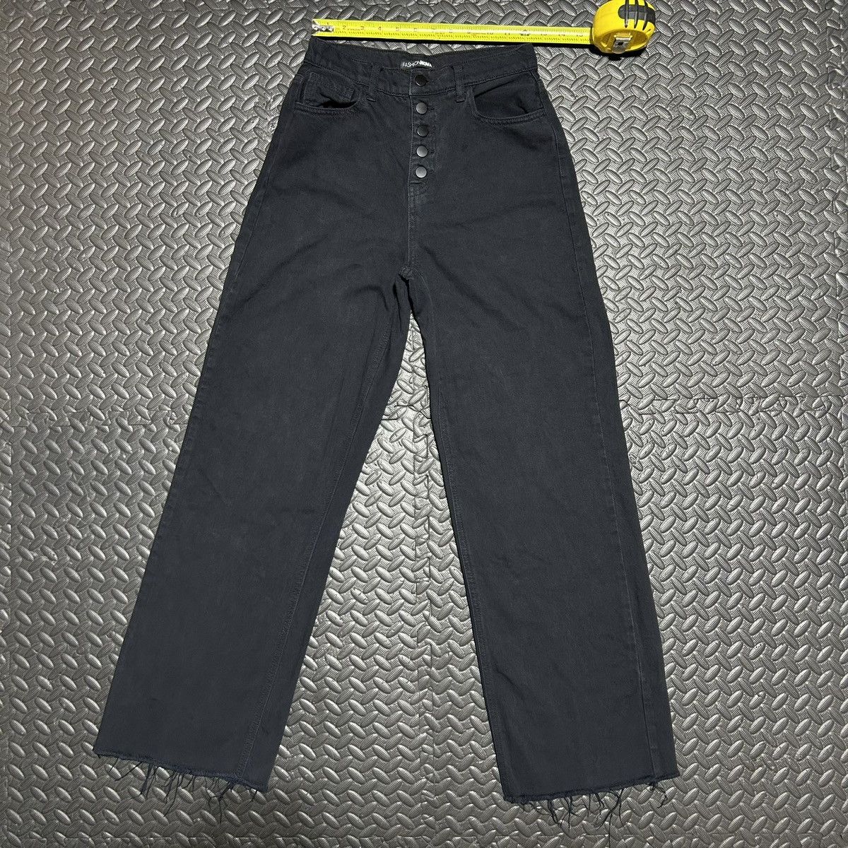 Fashion Nova Fashion Nova Wide Leg Black Jeans Denim Frayed Hem Size 3 Size 24" / US 00 / IT 34 - 5 Thumbnail