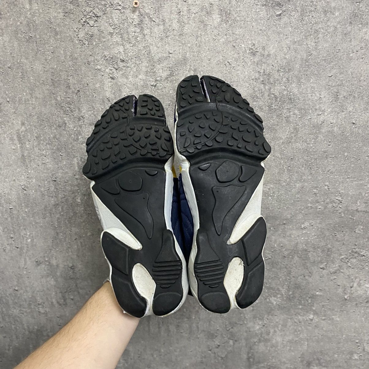 Nike Vintage Tabi Nike Rift Tabi Sneakers Margiella Vibe Size US 9 / EU 42 - 12 Thumbnail