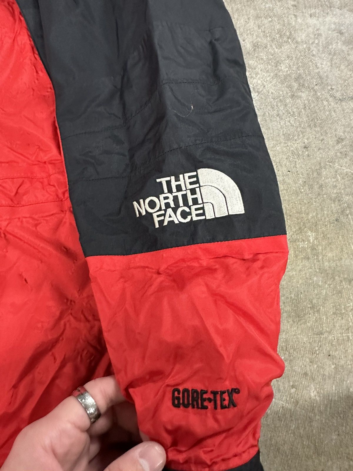 The North Face × Vintage Vintage 90s The North Face Mountain Light Red Jacket Size US L / EU 52-54 / 3 - 4 Thumbnail