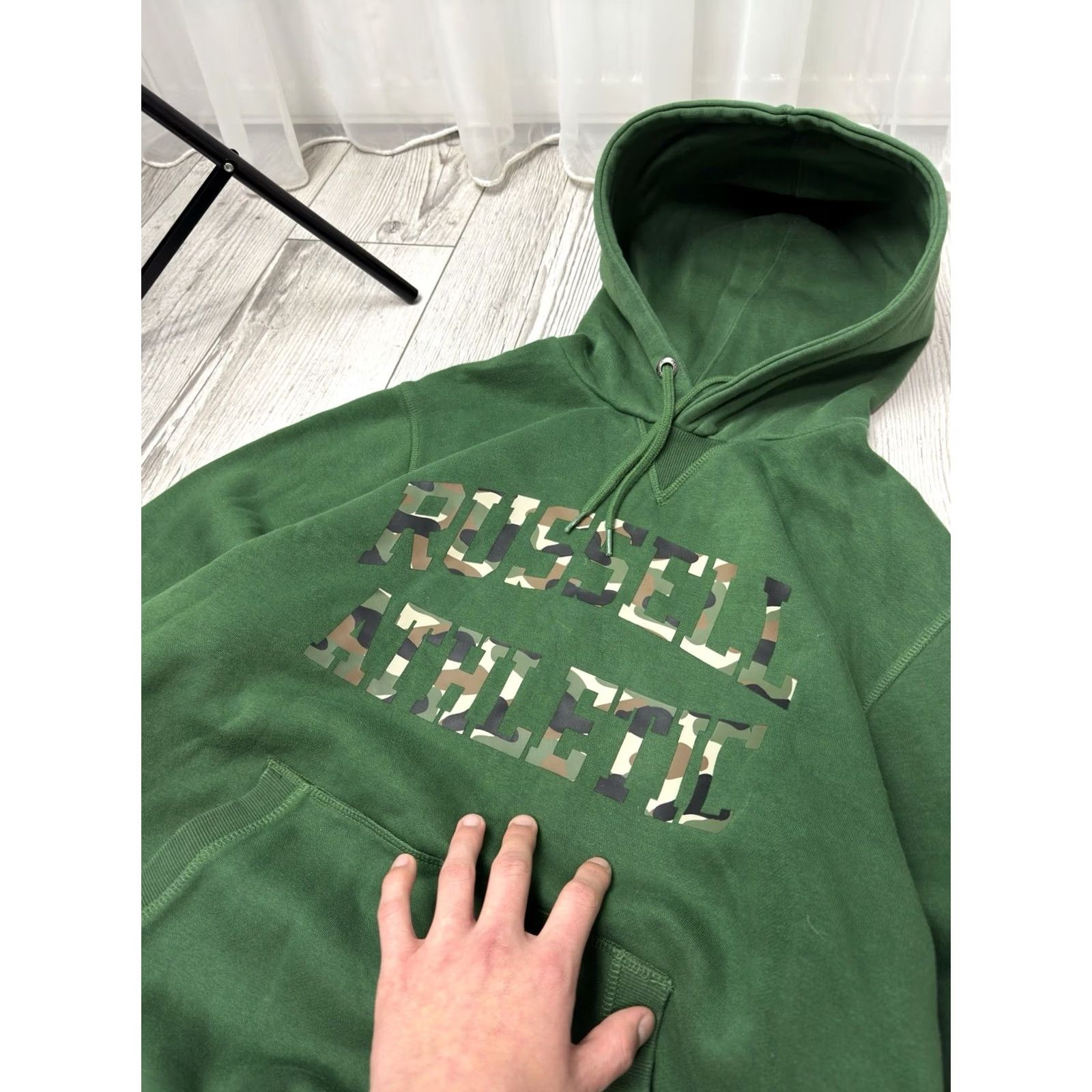 Russell Athletic Vintage Russell Athletic Hoodie Size L Green Big Logo Y2K Size US L / EU 52-54 / 3 - 3 Thumbnail