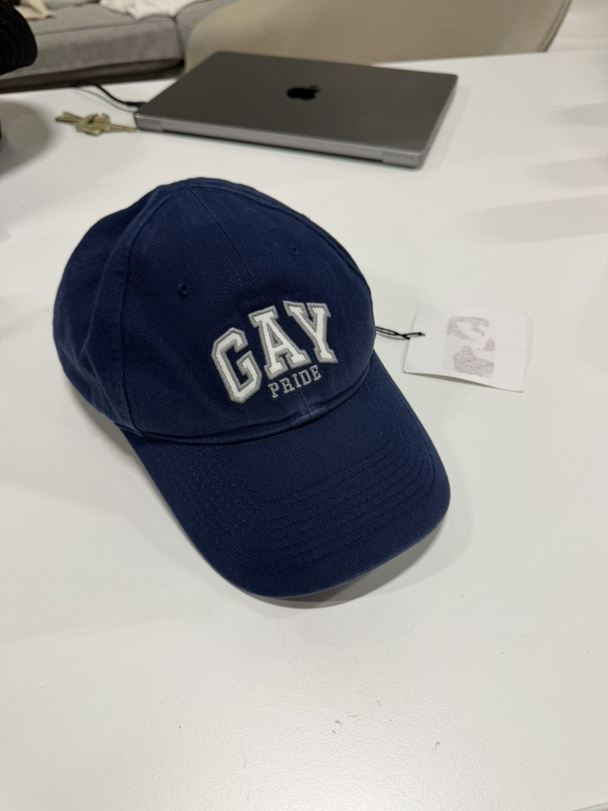 Balenciaga Balenciaga Gay Baseball Cap NEW 500$ Size ONE SIZE - 1 Thumbnail