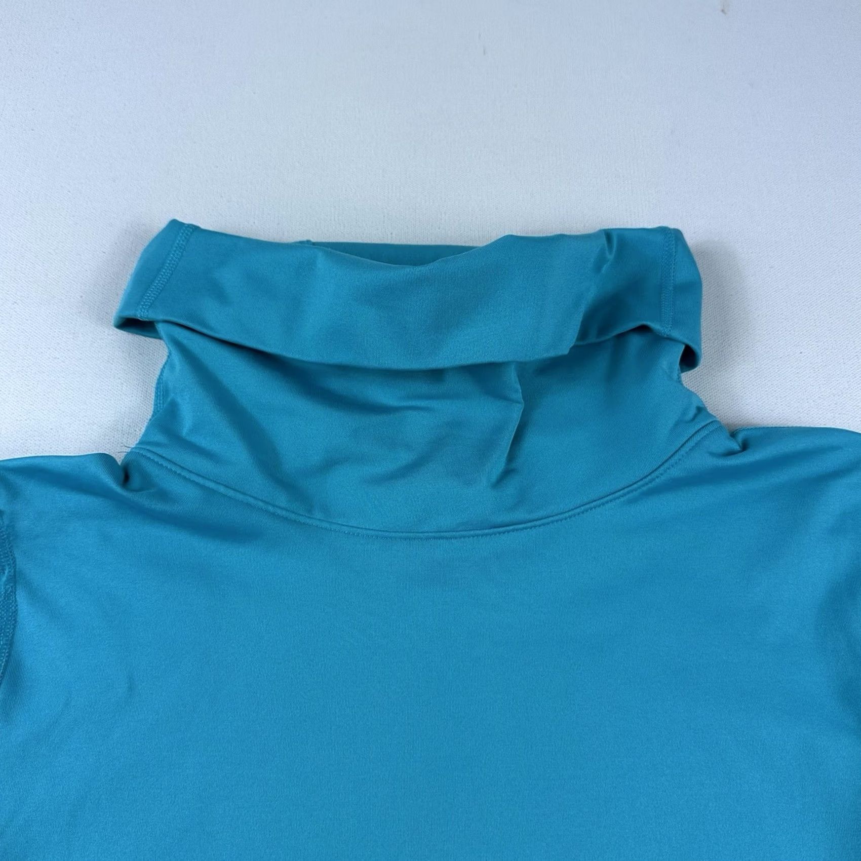 Nike Nike Pro Hyperwarm Infinity Shirt Long Sleeve Top Thermal Teal Blue 620415 Womens L Blue Thermal Shirt Top Nike Pro Hyperwarm Infinity Shirt Size L / US 10 / IT 46 - 3 Thumbnail