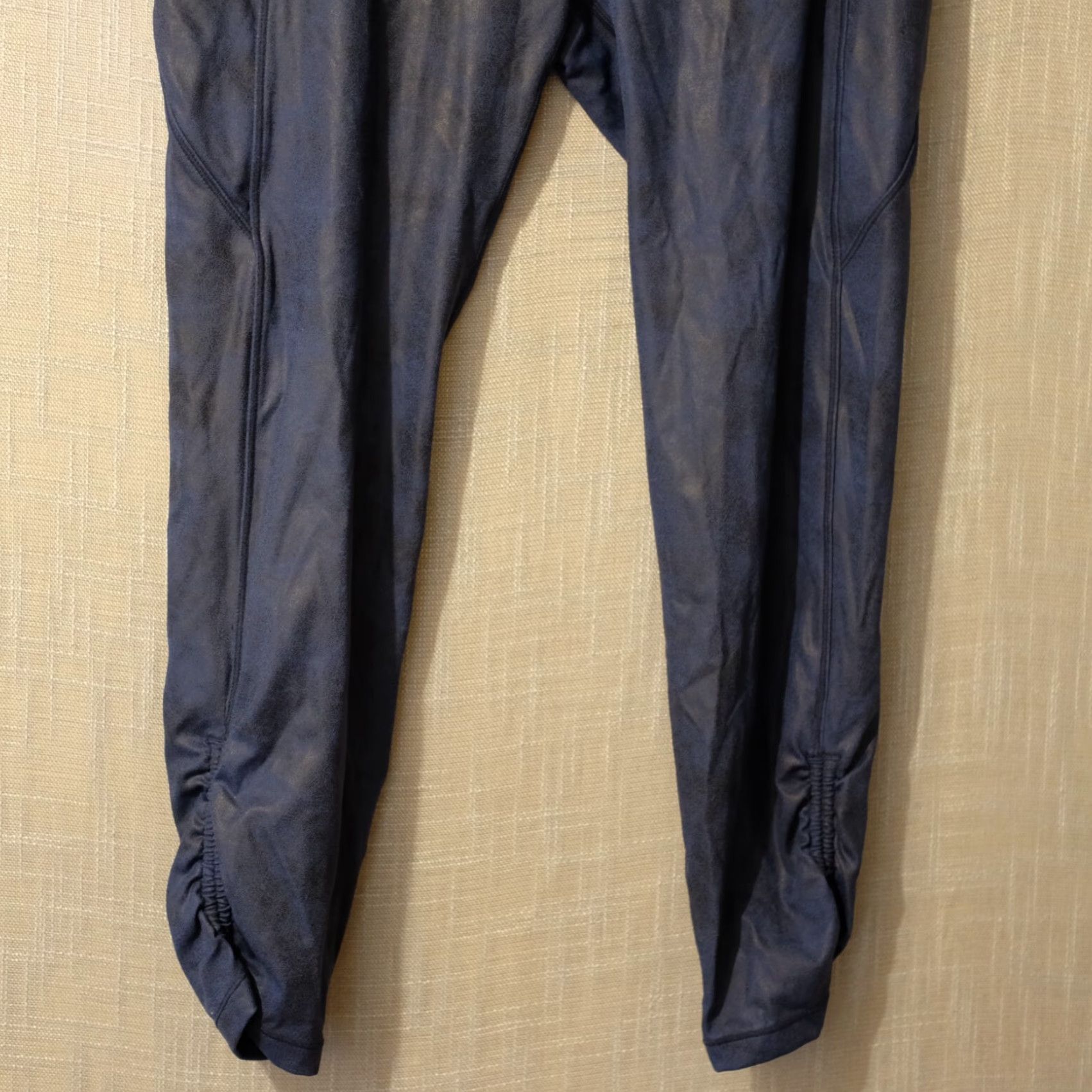 Vintage Zyia Active Cropped Leggings Blue Ruched Cuff Womens 12 Nike Not applicable Size 34" / US 12 / IT 48 - 3 Thumbnail