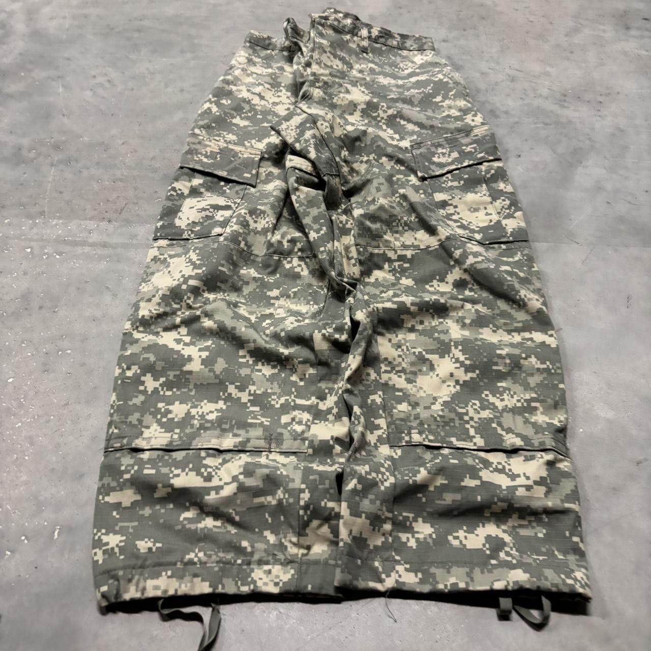 Japanese Brand × Vintage Crazy Vintage Y2K/2000s Military Camo Streetwear Skater Cargo Pants! Size US 30 / EU 46 - 3 Thumbnail